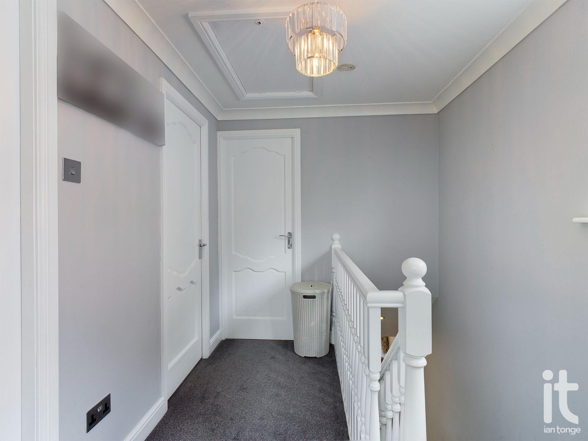 3 bedroom semi-detached house Sold in Stockport - Photograph 15.