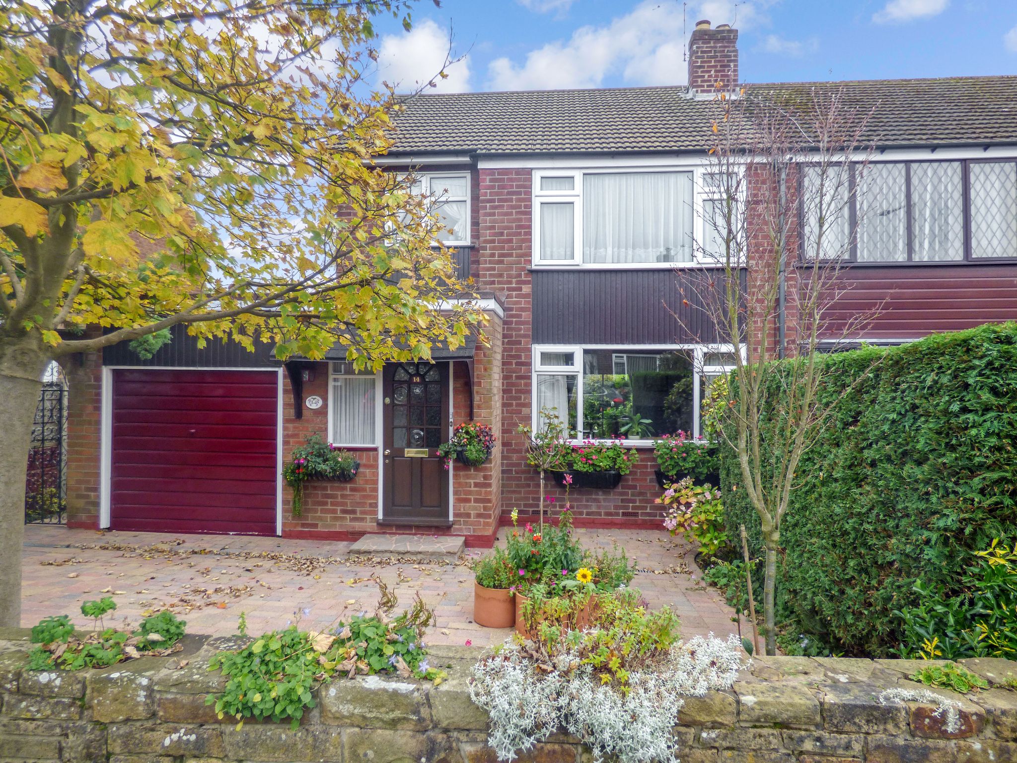 3 bedroom semi-detached house For Sale in Stockport - Property photograph.
