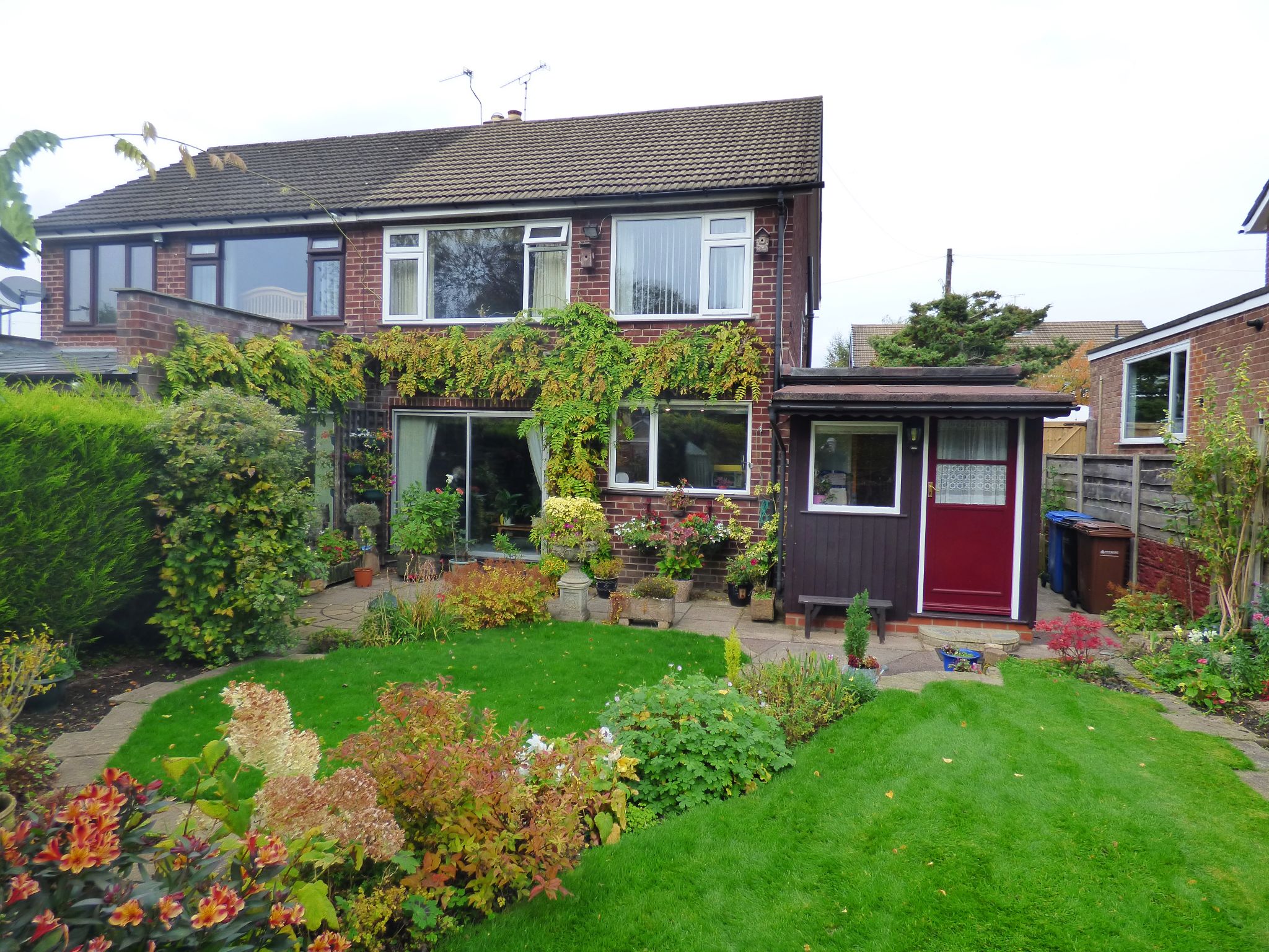 3 bedroom semi-detached house For Sale in Stockport - Photograph 14.