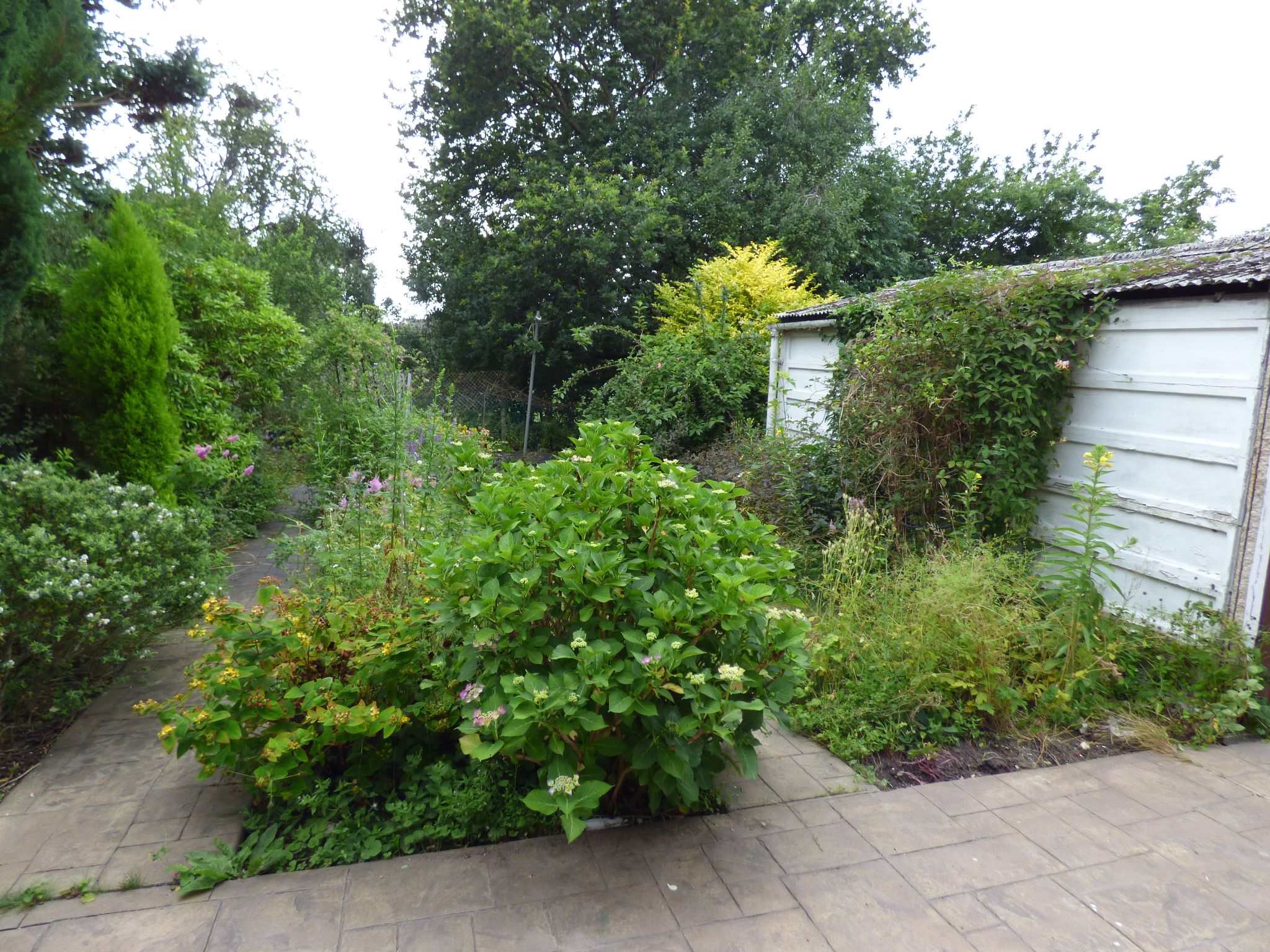 3 bedroom semi-detached house Let in Stockport - Photograph 11.