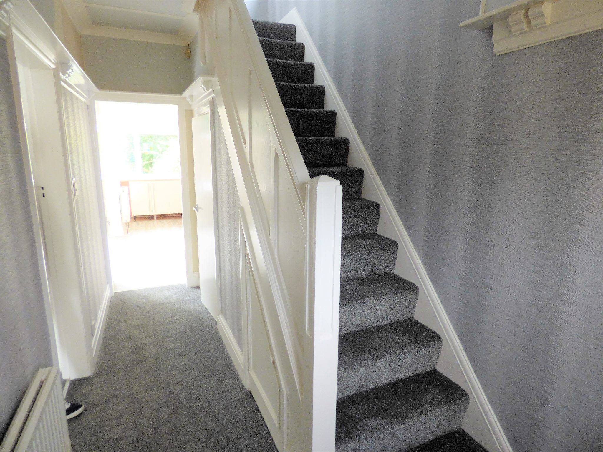 3 bedroom semi-detached house Let in Stockport - Photograph 5.