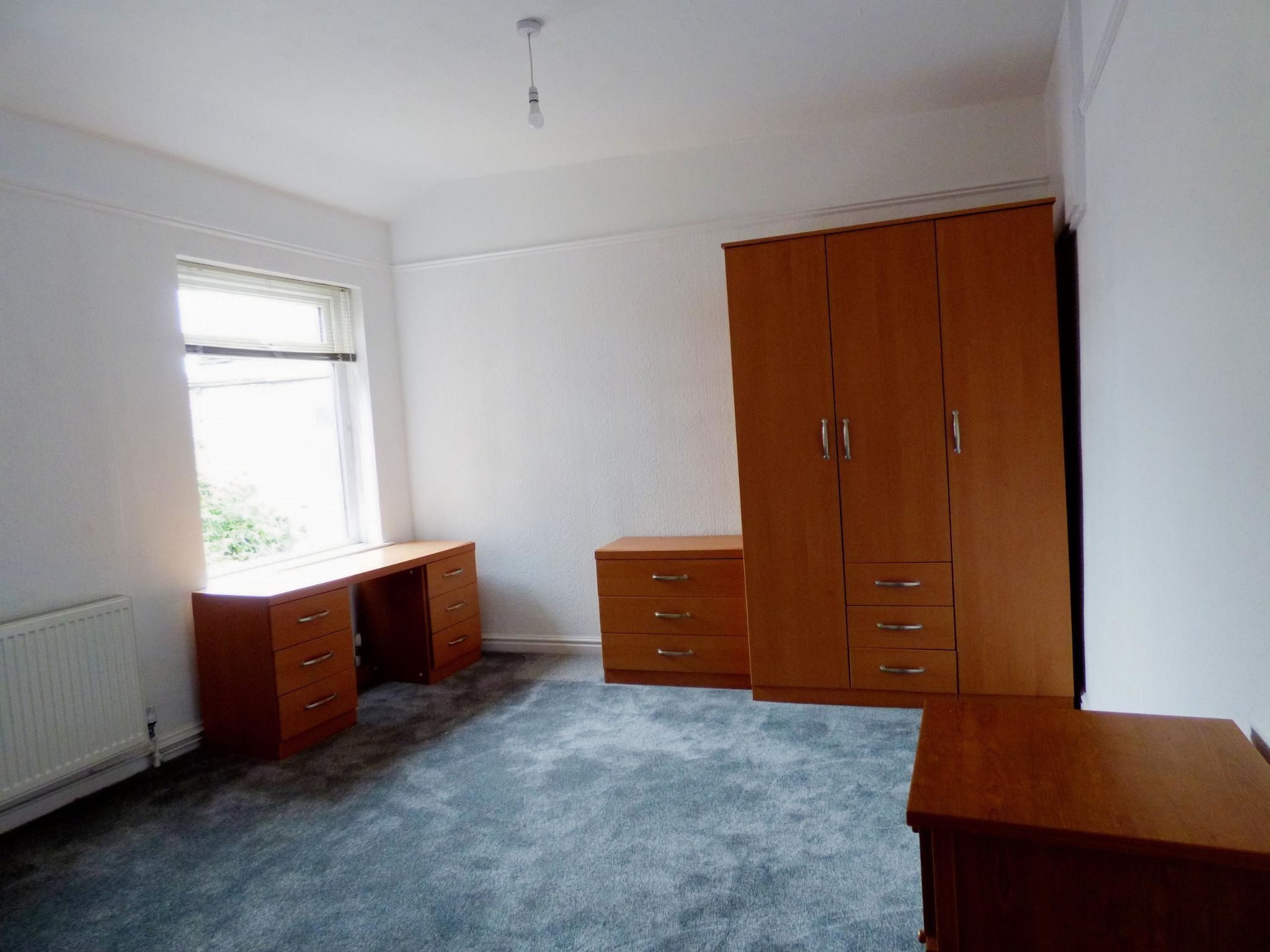 1 bedroom flat flat/apartment To Let in Stockport - Photograph 4.
