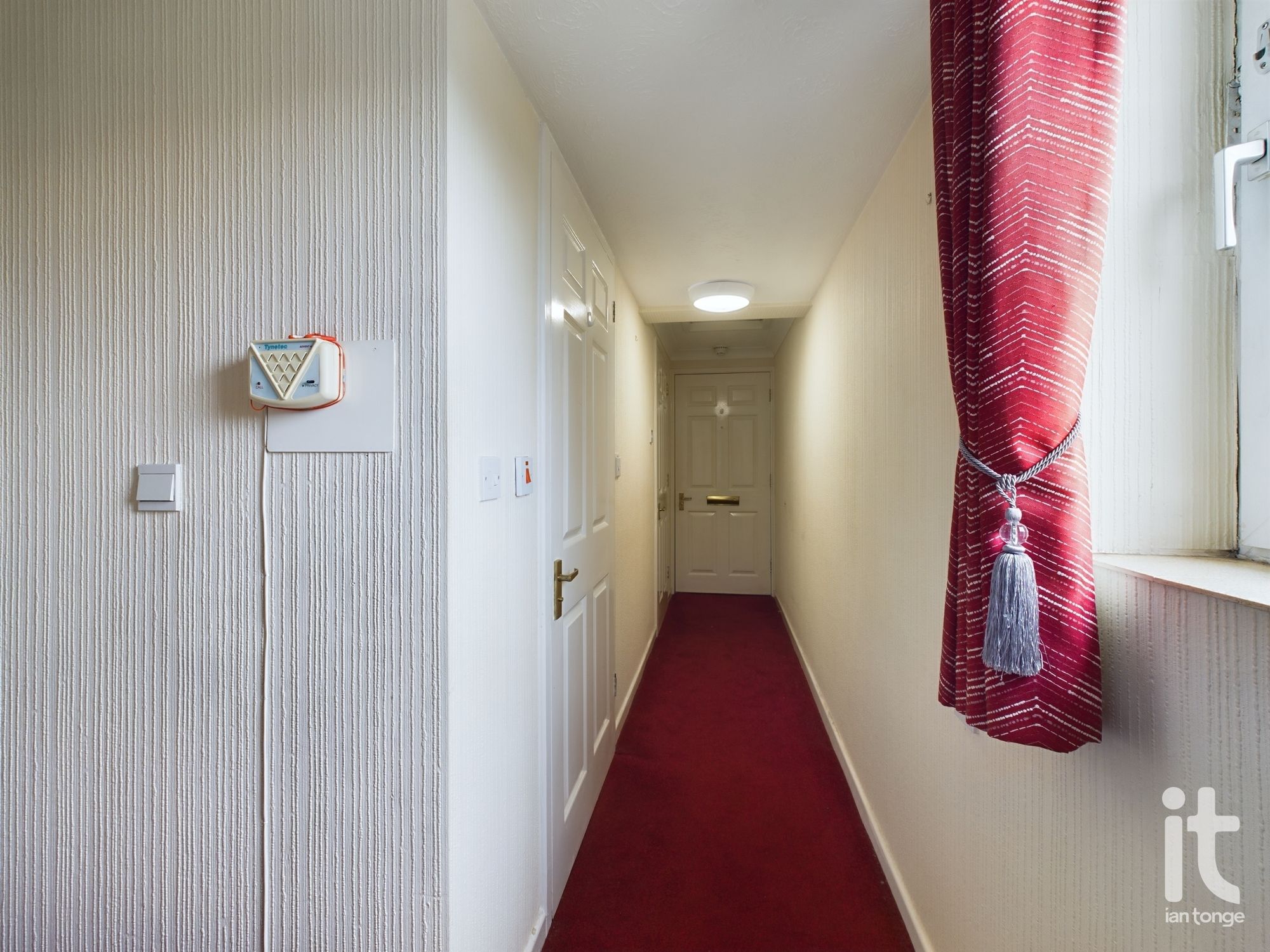1 bedroom apartment flat/apartment SSTC in Stockport - Photograph 1.