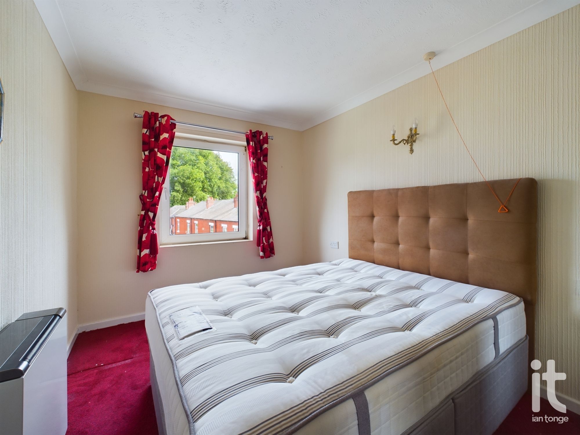 1 bedroom apartment flat/apartment SSTC in Stockport - Photograph 4.