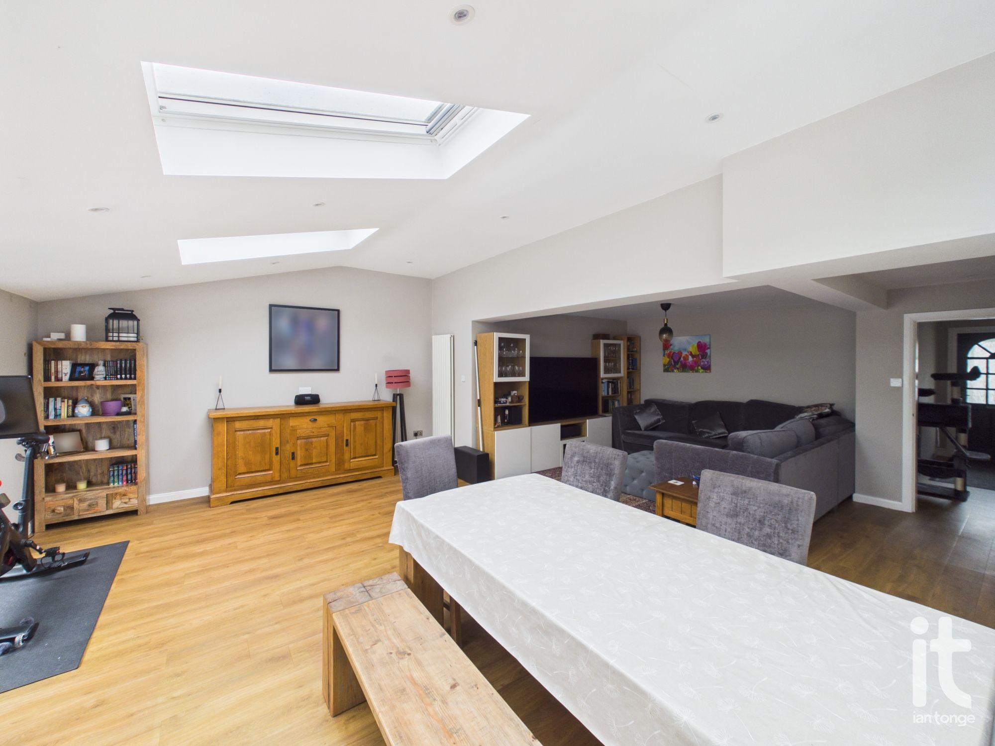 4 bedroom detached house For Sale in Stockport - Photograph 18.