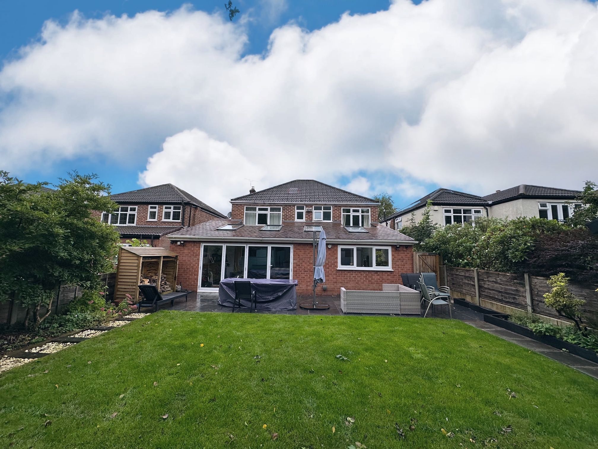 4 bedroom detached house For Sale in Stockport - Photograph 25.