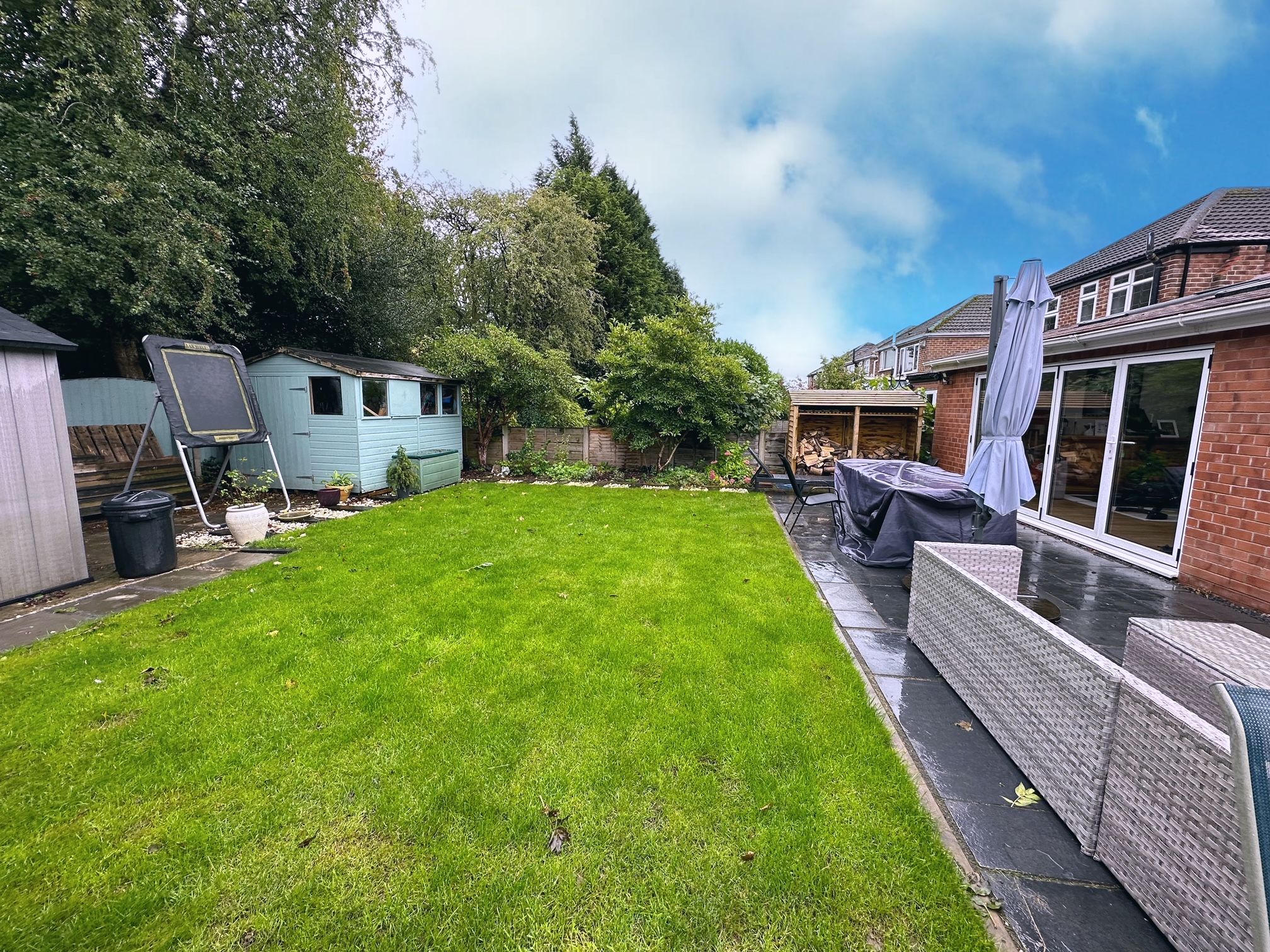 4 bedroom detached house For Sale in Stockport - Photograph 26.