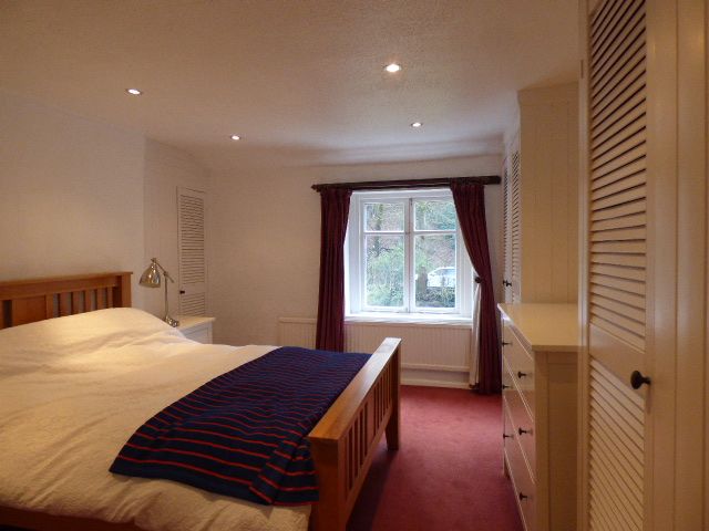 2 bedroom mid terraced house Let in Cheshire - Photograph 6.