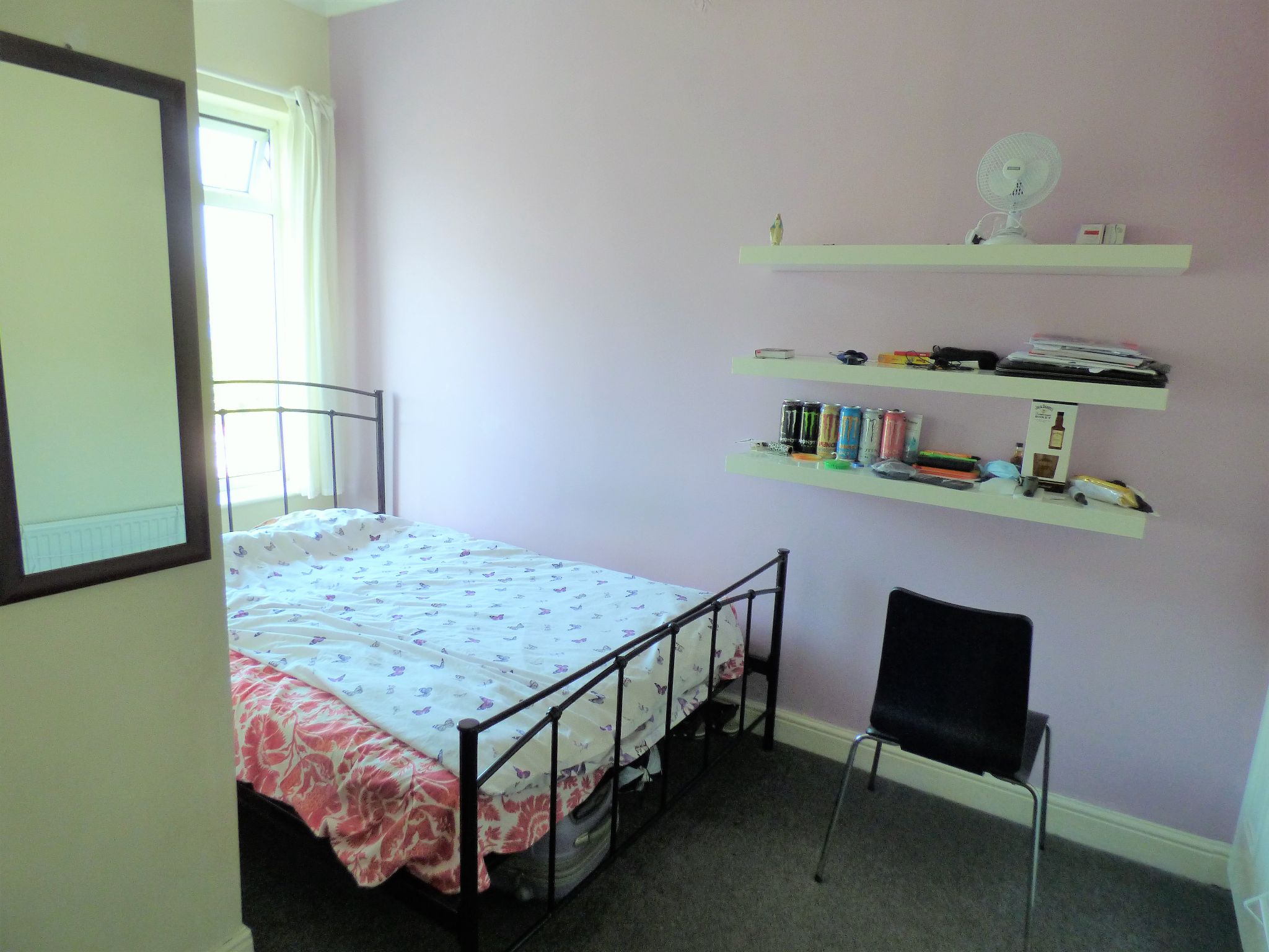 2 bedroom mid terraced house Sold in Stockport - Photograph 6.