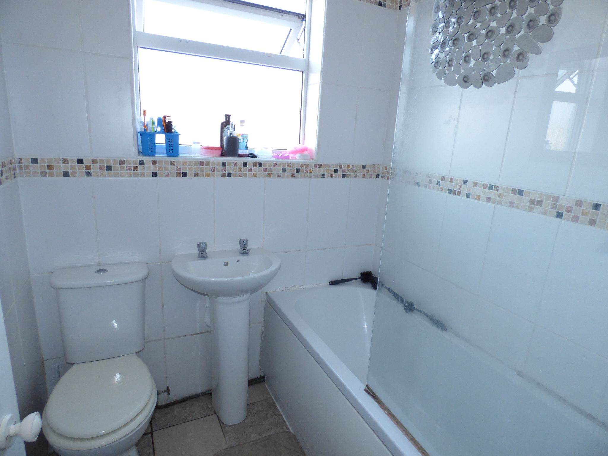 2 bedroom mid terraced house Sold in Stockport - Photograph 7.