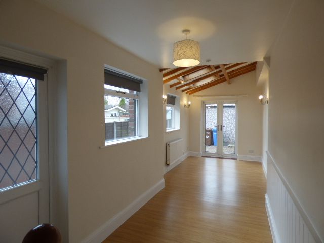 3 bedroom semi-detached house Let in Stockport - Photograph 1.