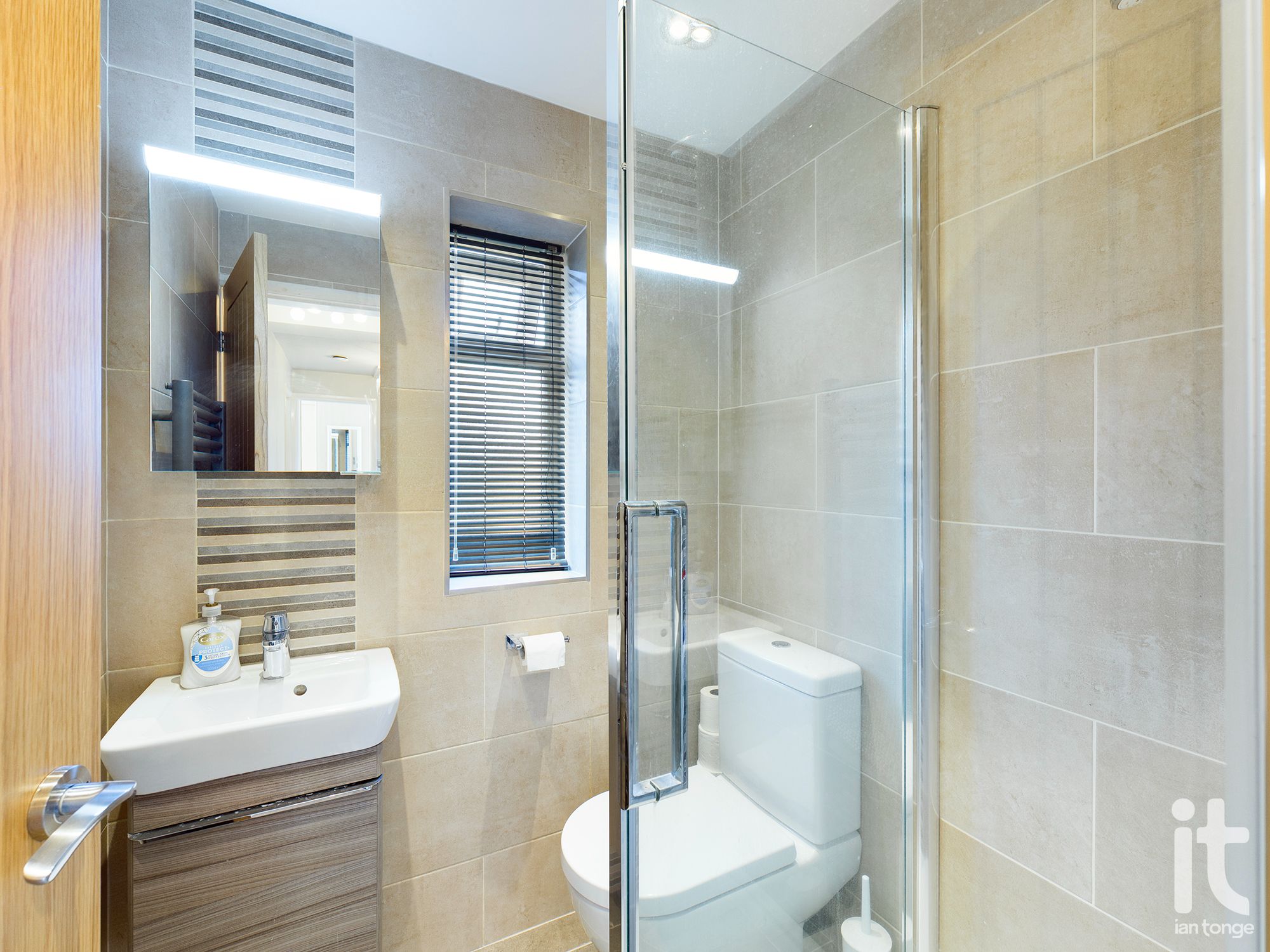 5 bedroom semi-detached house SSTC in Stockport - Shower Room.