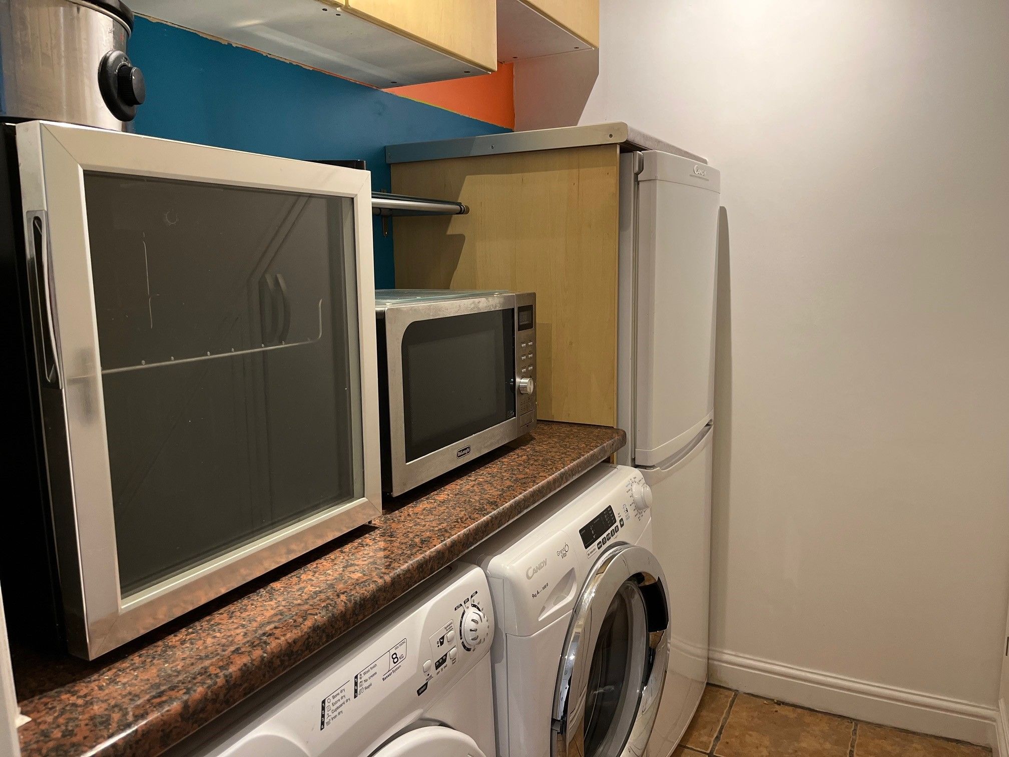 1 bedroom duplex flat/apartment Let in Stockport - Photograph 5.