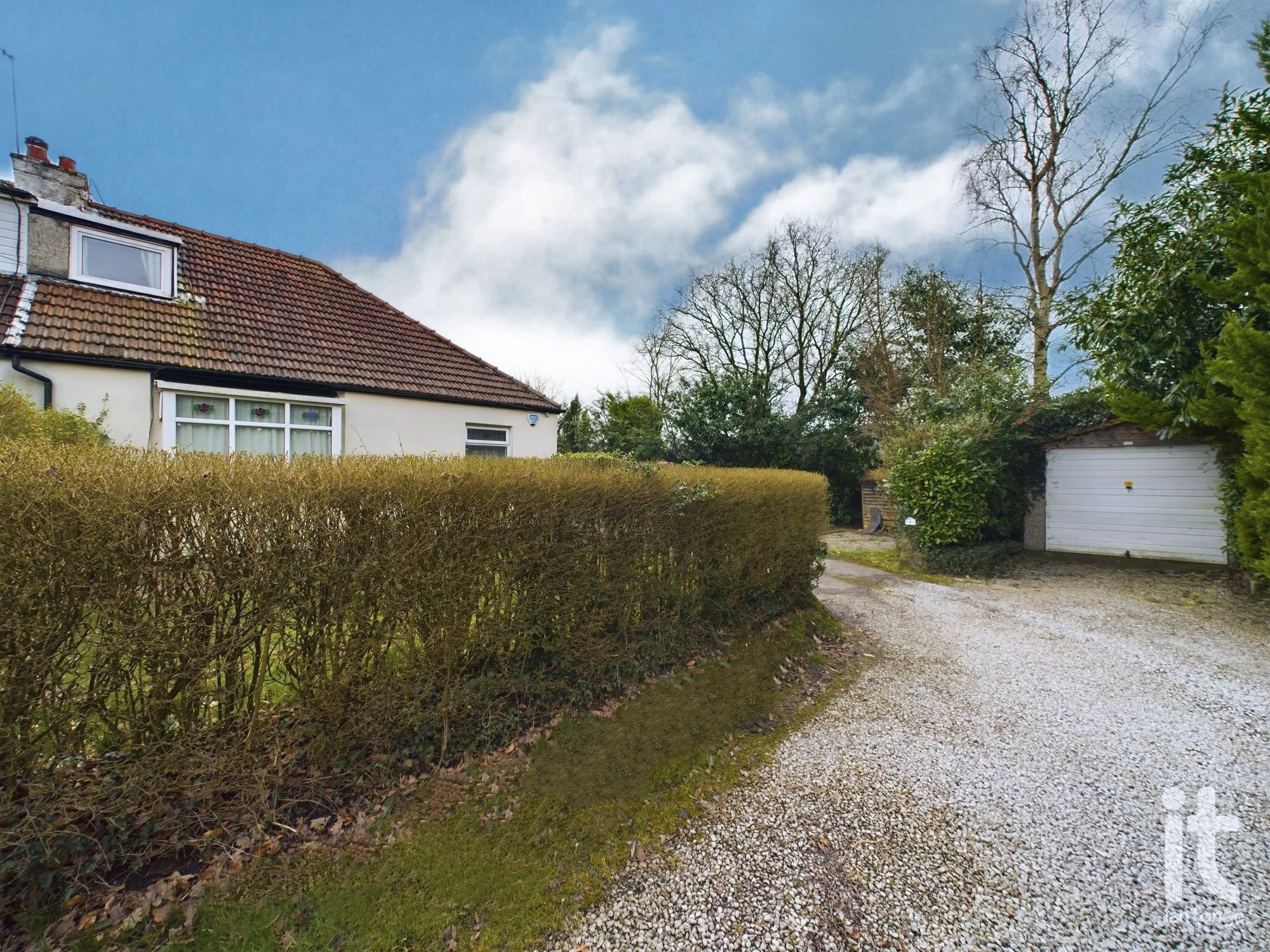 3 bedroom semi-detached bungalow Under Offer in Stockport - Photograph 1.