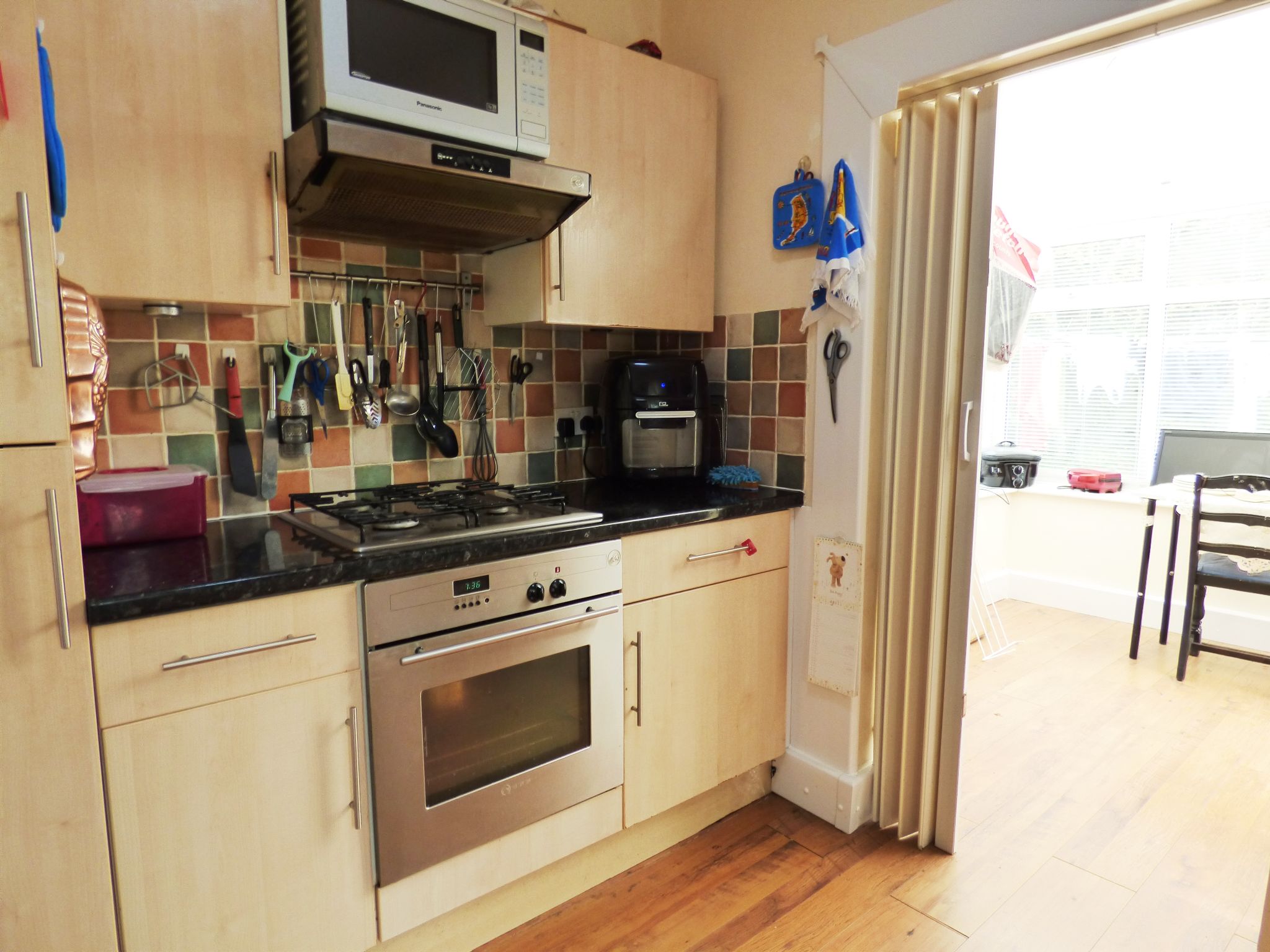 3 bedroom semi-detached bungalow Sold in Stockport - Kitchen.