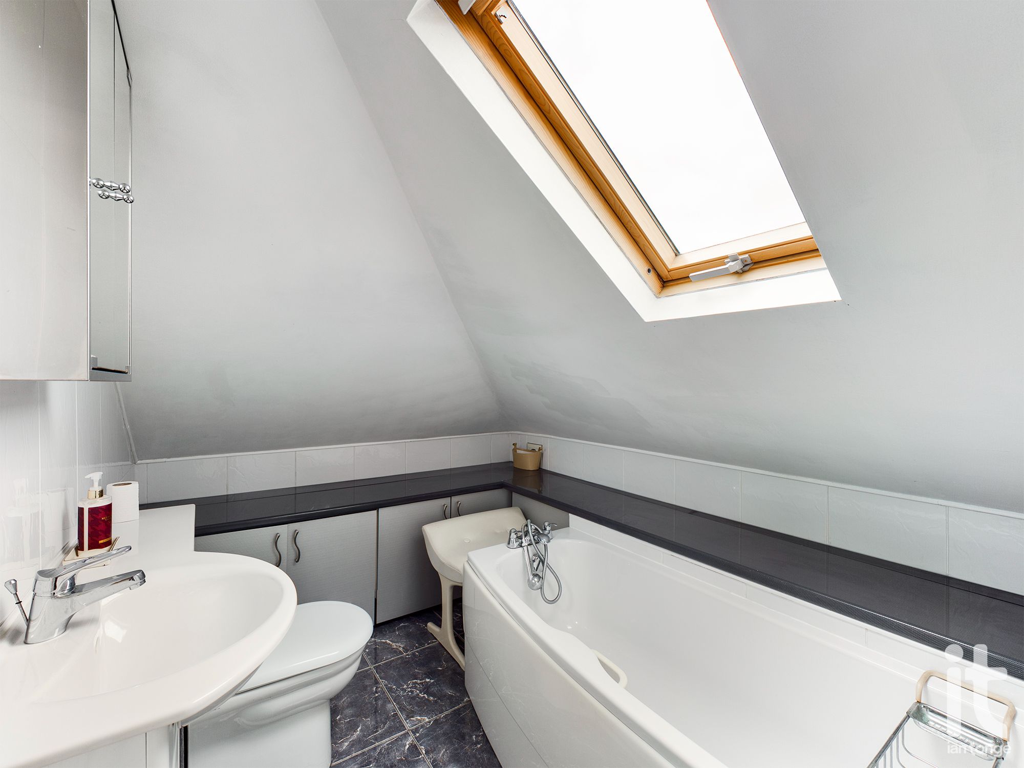 3 bedroom detached bungalow Under Offer in Stockport - Ensuite.