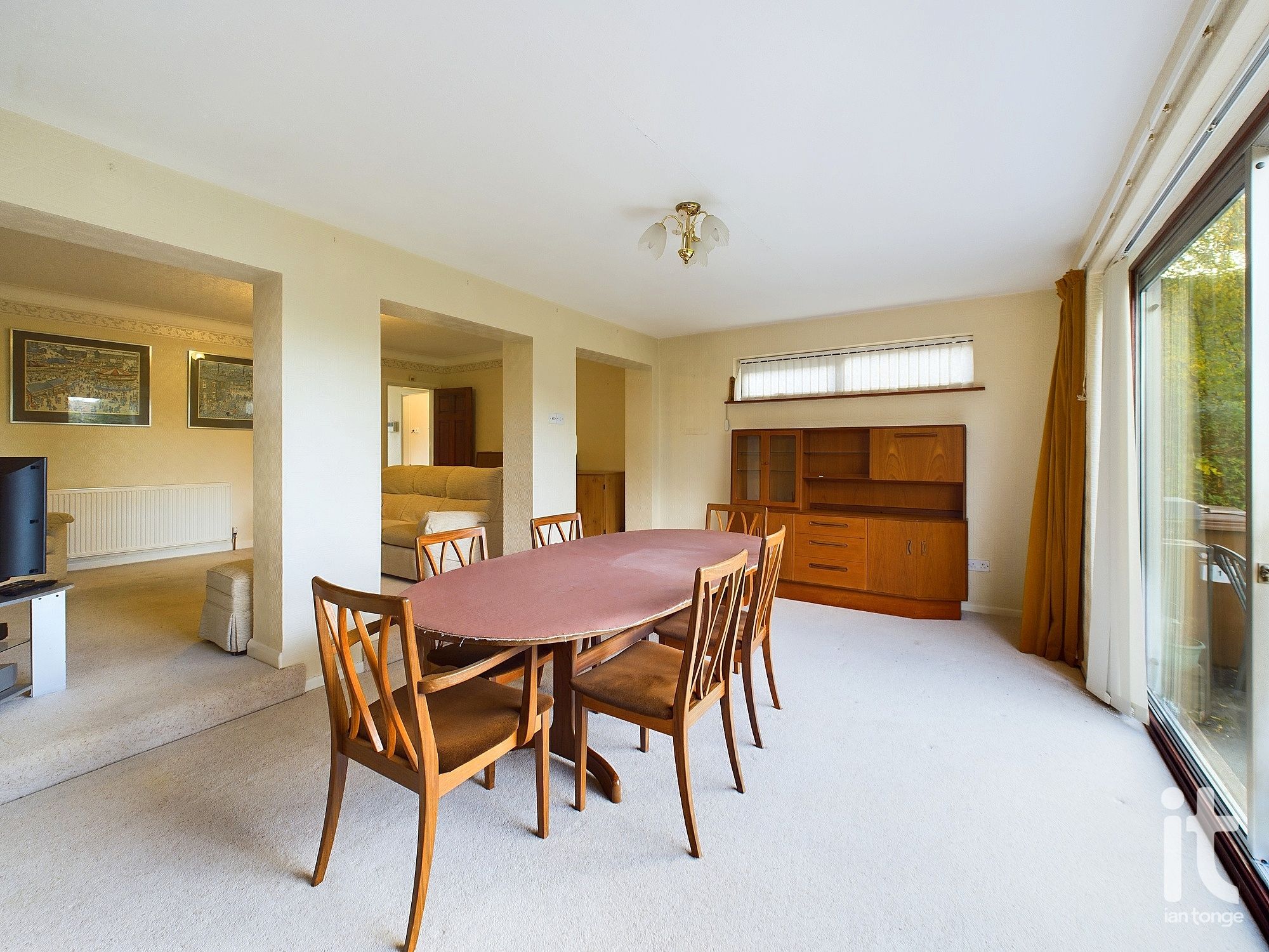 4 bedroom detached bungalow Sold in Stockport - Photograph 25.