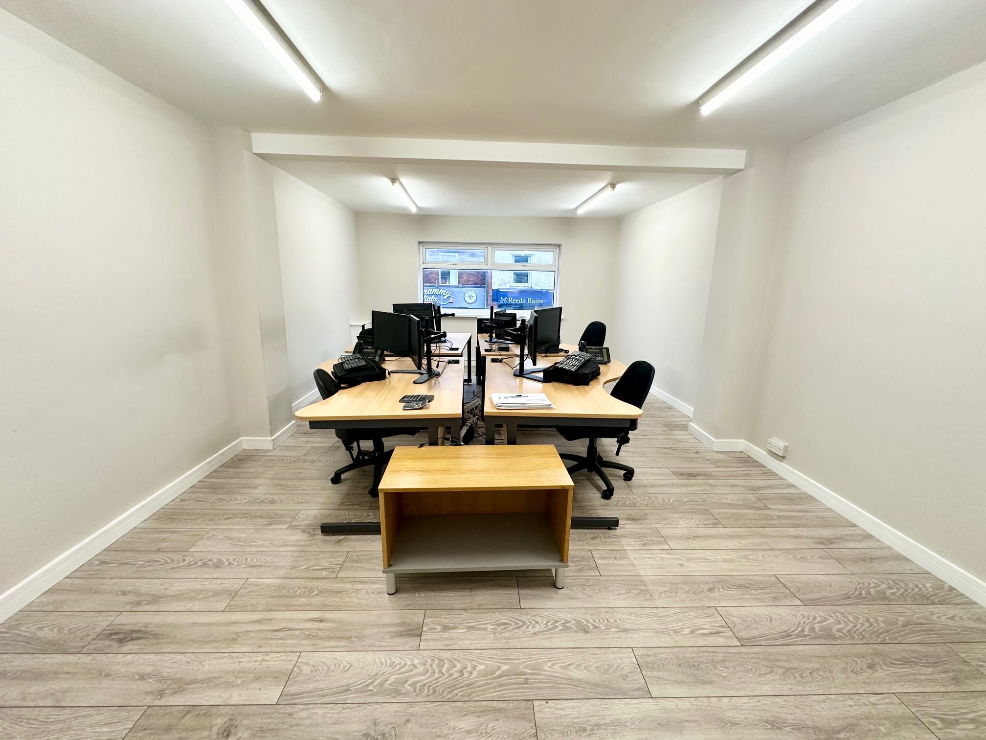 Office Under Offer in Stockport - Photograph 9.
