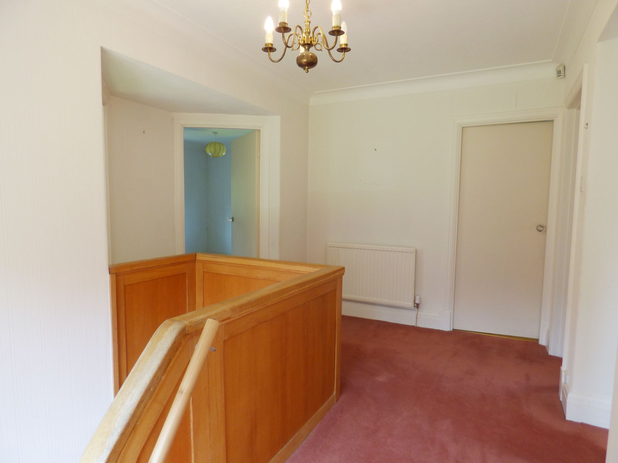 4 bedroom detached house SSTC in Hyde - Landing.