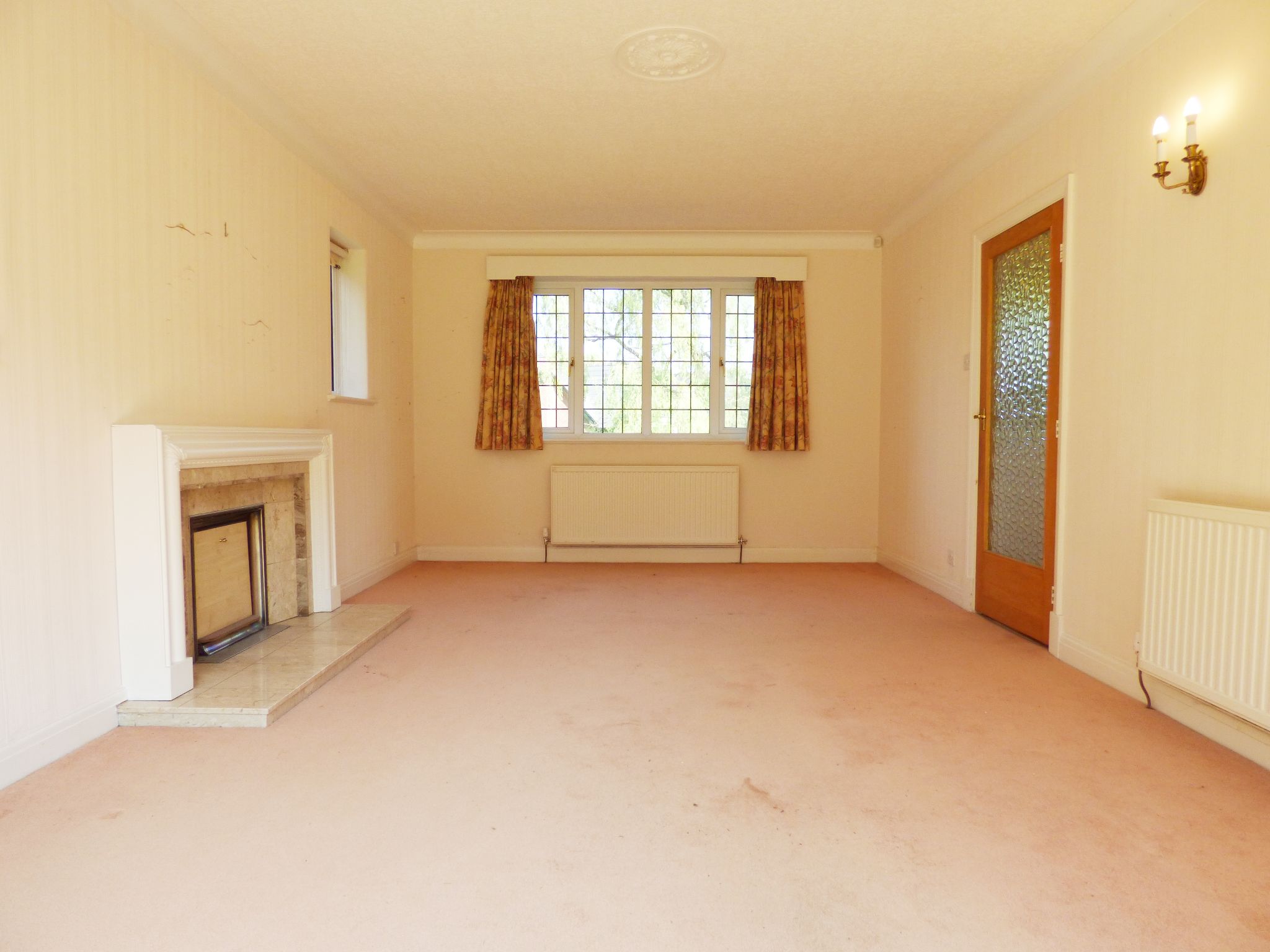 4 bedroom detached house SSTC in Hyde - Living Room.
