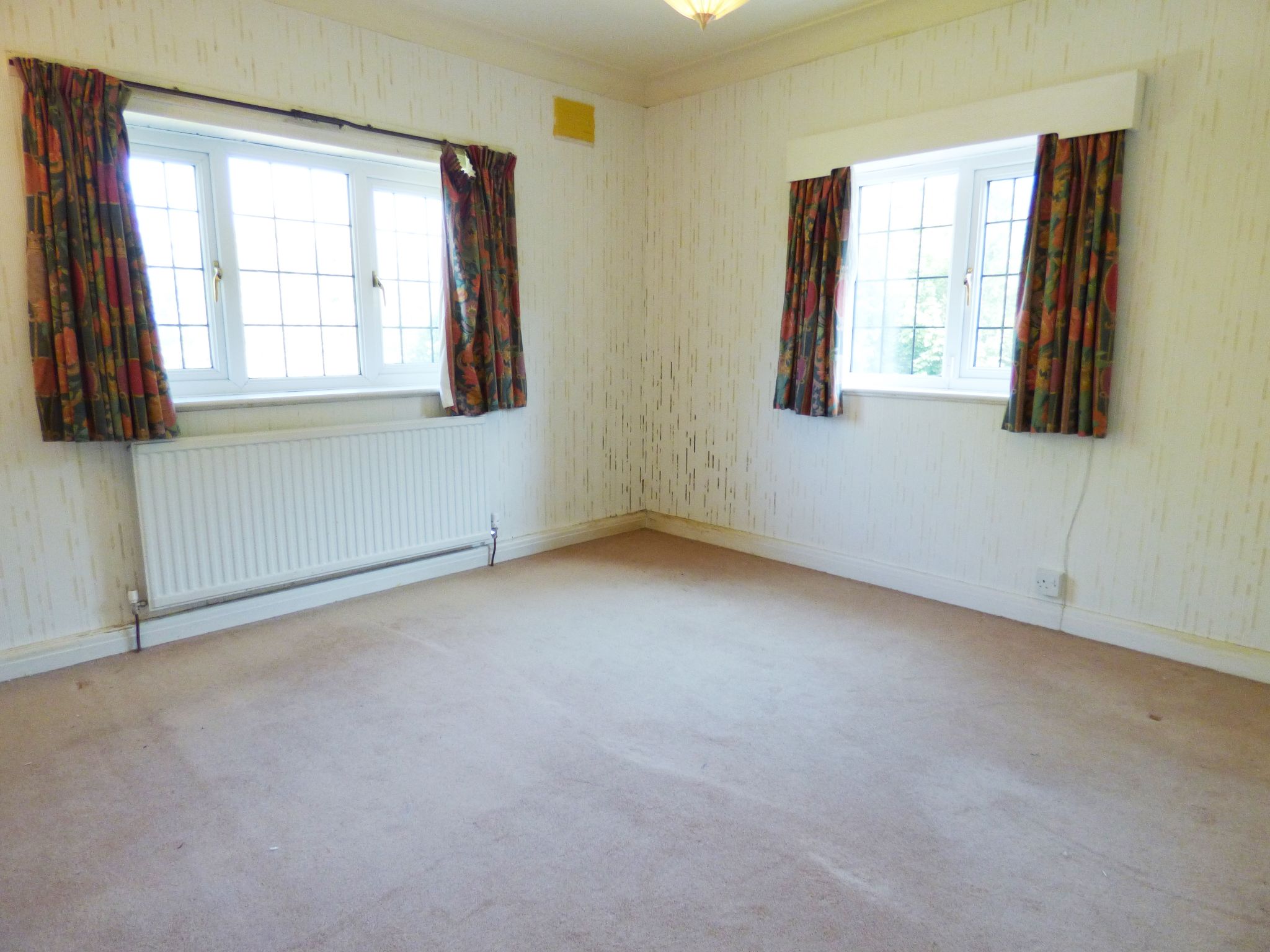 4 bedroom detached house SSTC in Hyde - Bedroom Two.