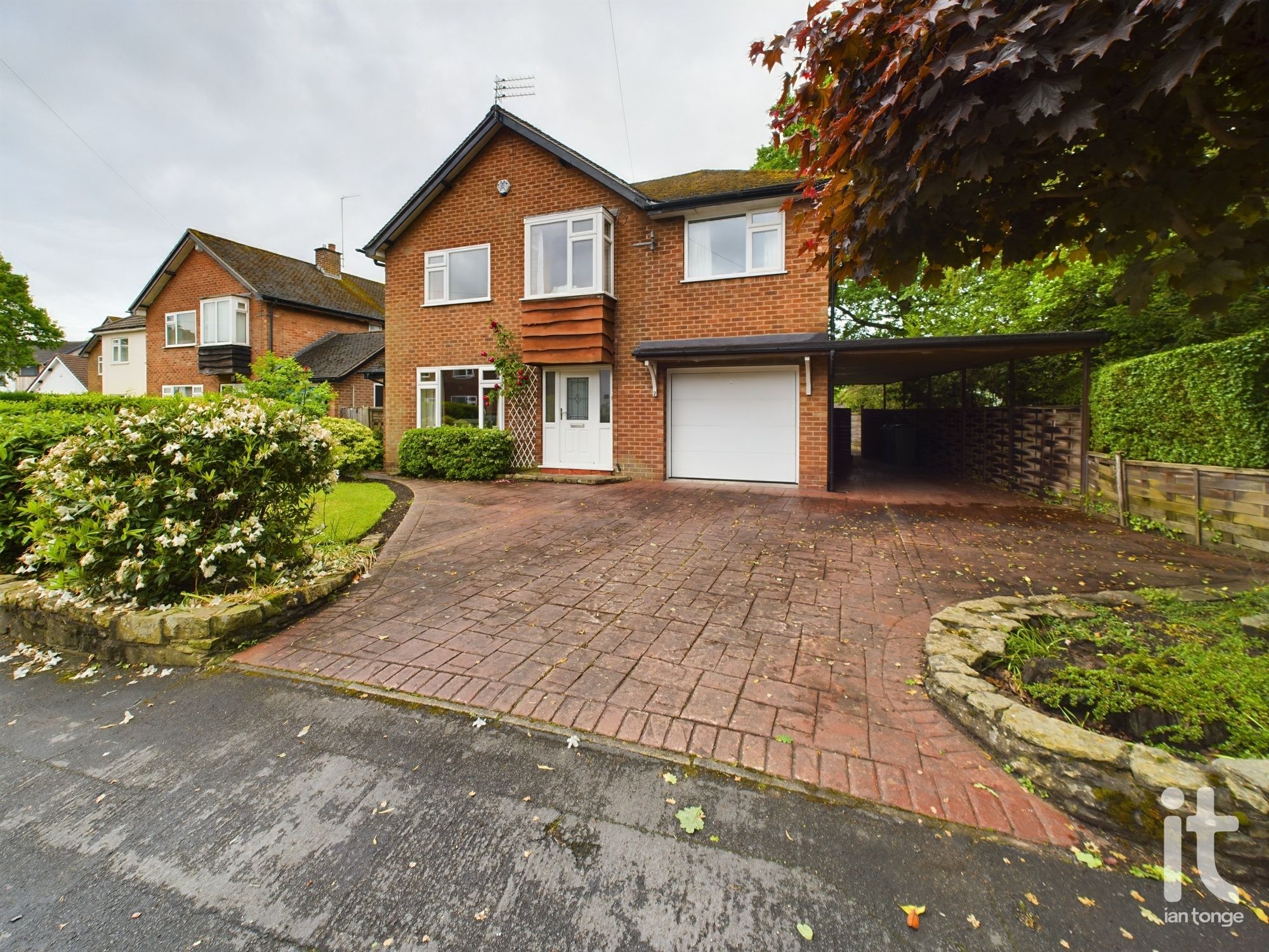 4 bedroom detached house Sold in Stockport - Photograph 42.