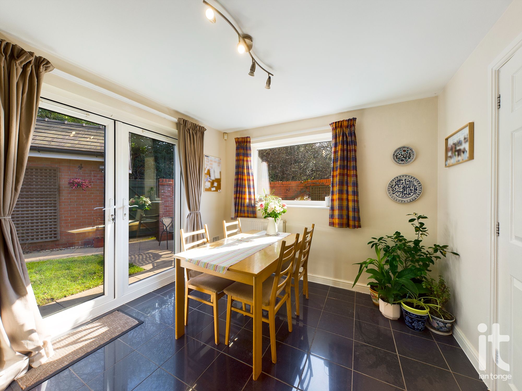 3 bedroom semi-detached house Under Offer in Stockport - Photograph 6.