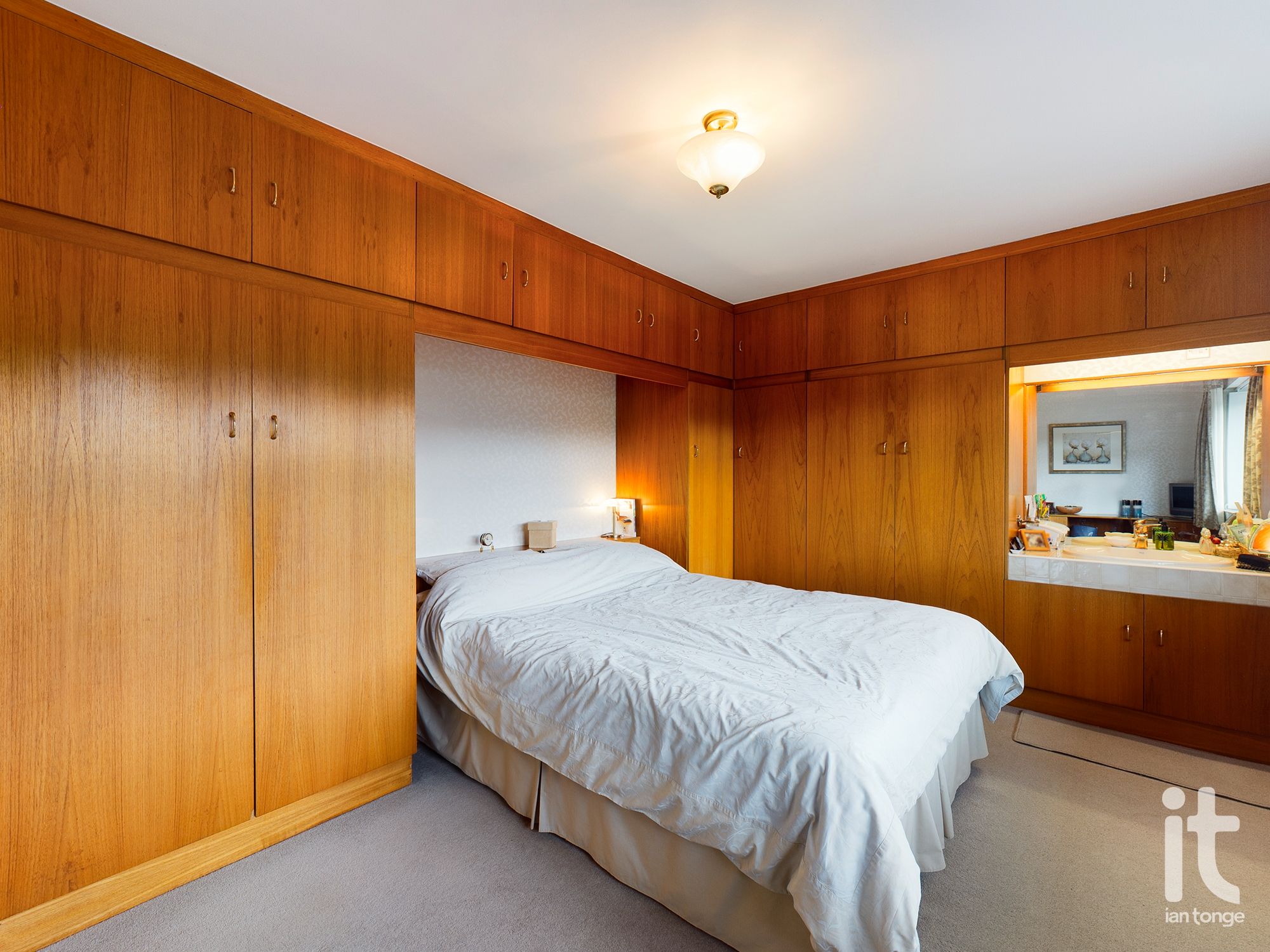 4 bedroom detached house SSTC in Stockport - Bedroom One.