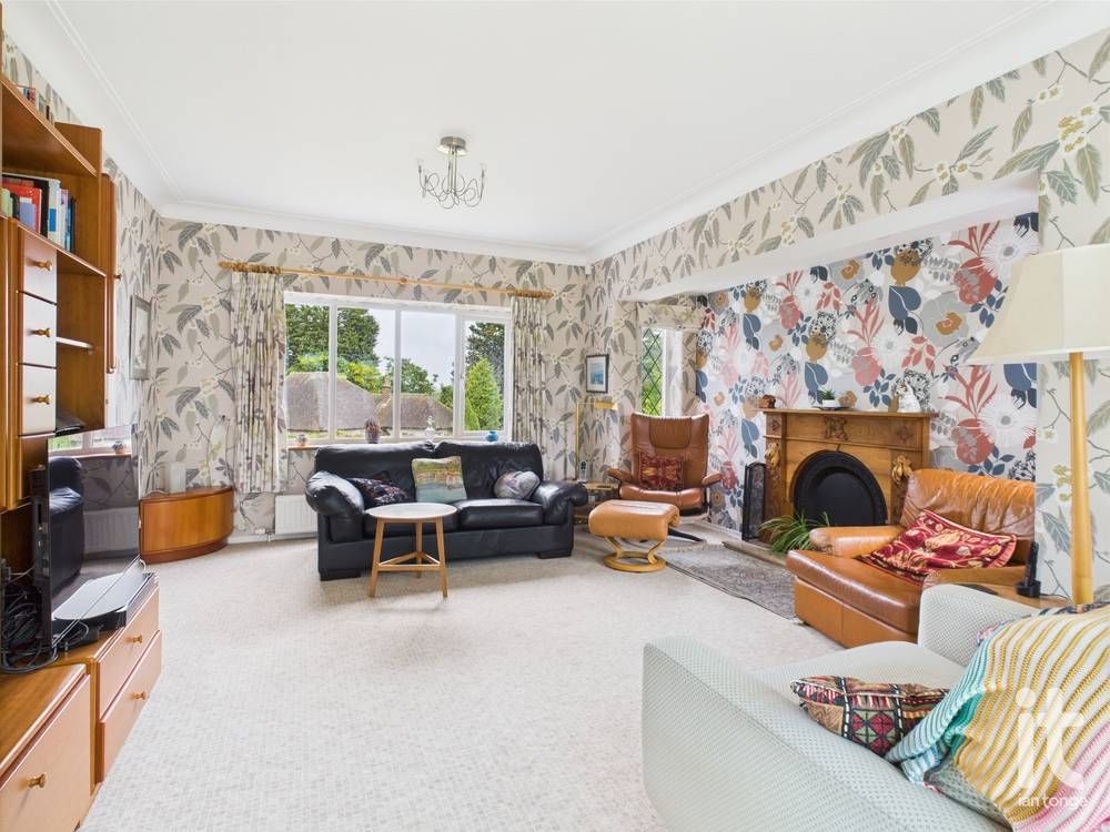 4 bedroom detached house Under Offer in Stockport - Photograph 2.