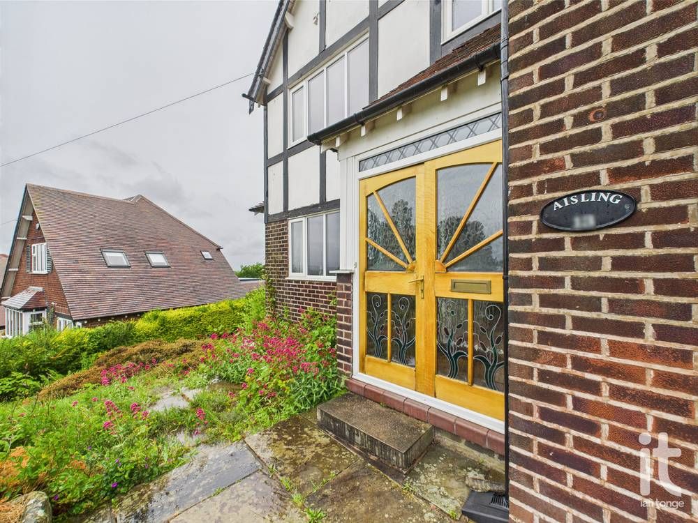 4 bedroom detached house Under Offer in Stockport - Photograph 26.