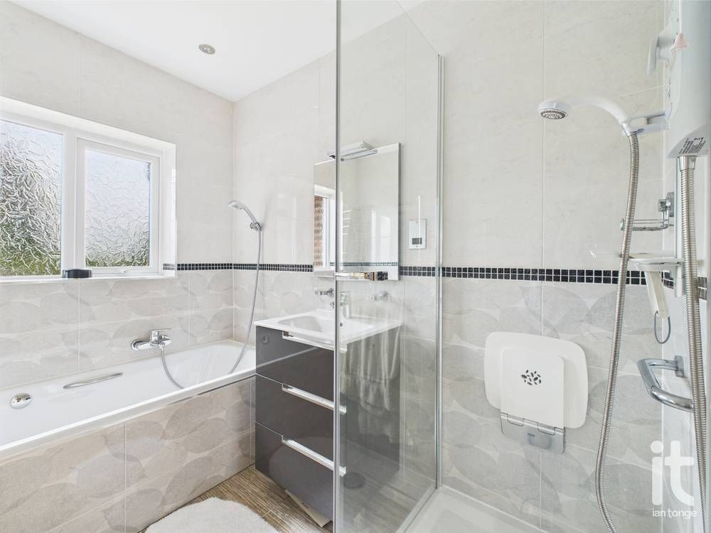 4 bedroom detached house Under Offer in Stockport - Photograph 18.