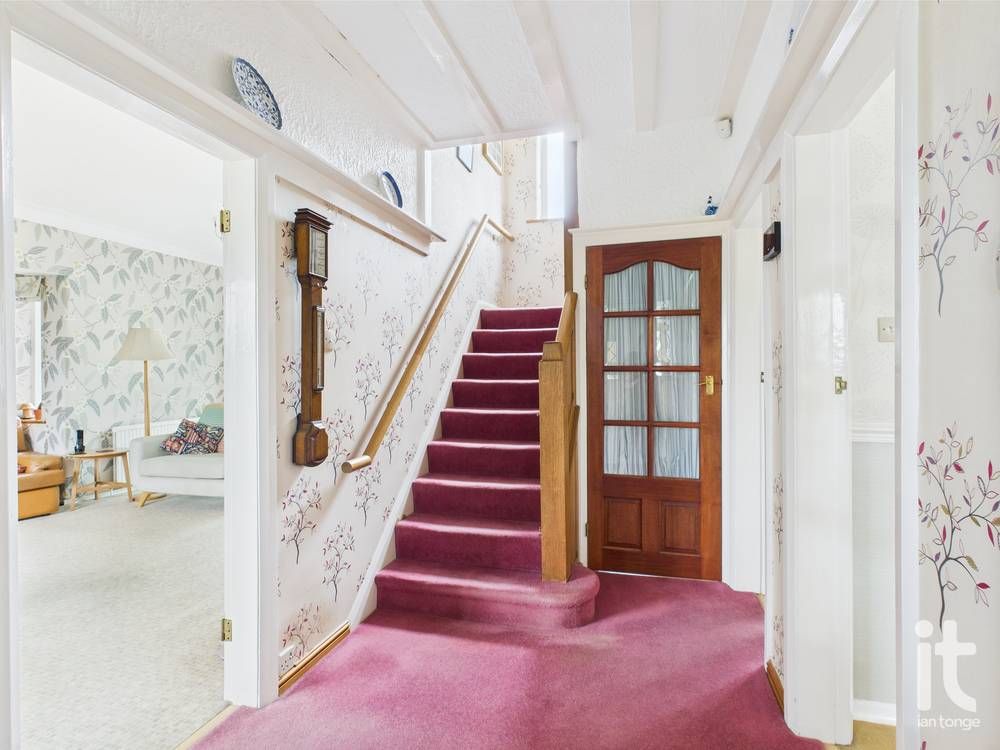 4 bedroom detached house Under Offer in Stockport - Photograph 6.