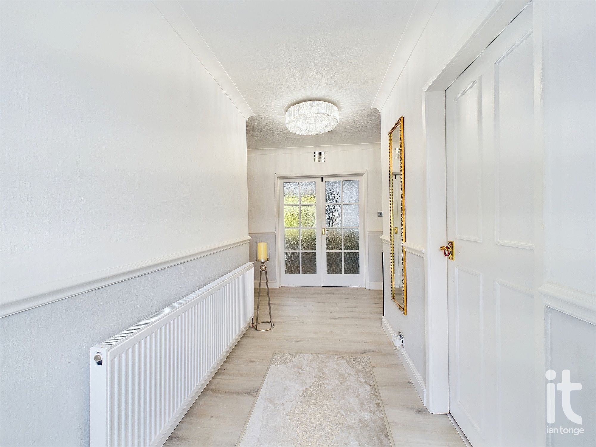 3 bedroom detached bungalow For Sale in Stockport - Photograph 6.