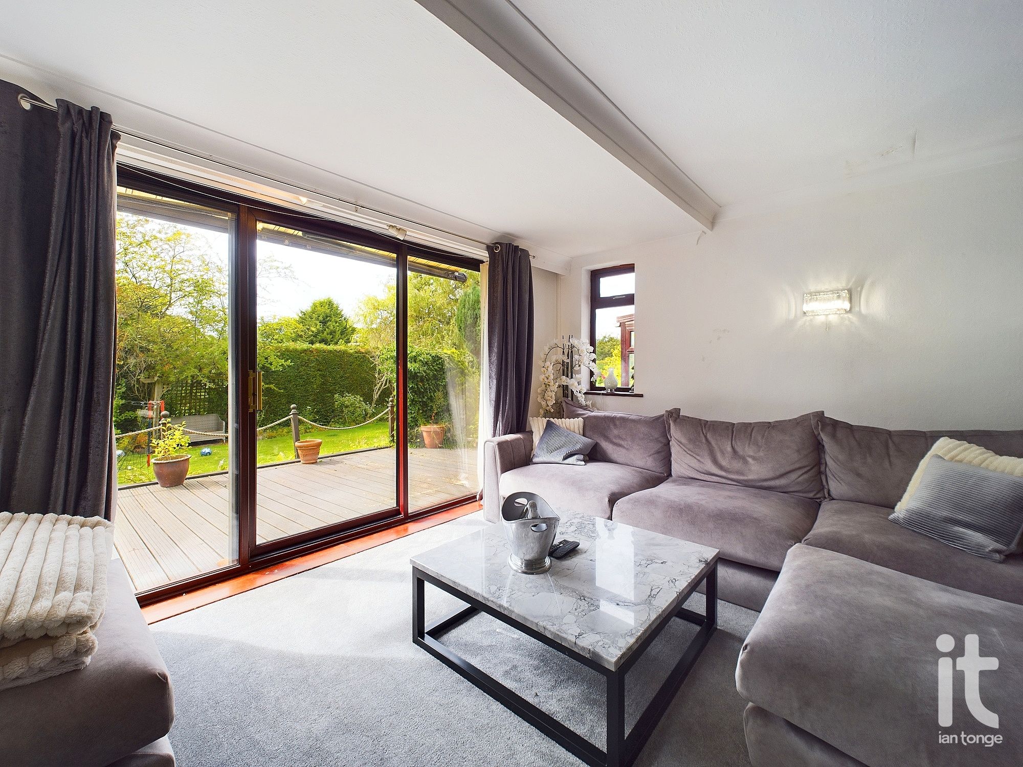 3 bedroom detached bungalow For Sale in Stockport - Photograph 12.