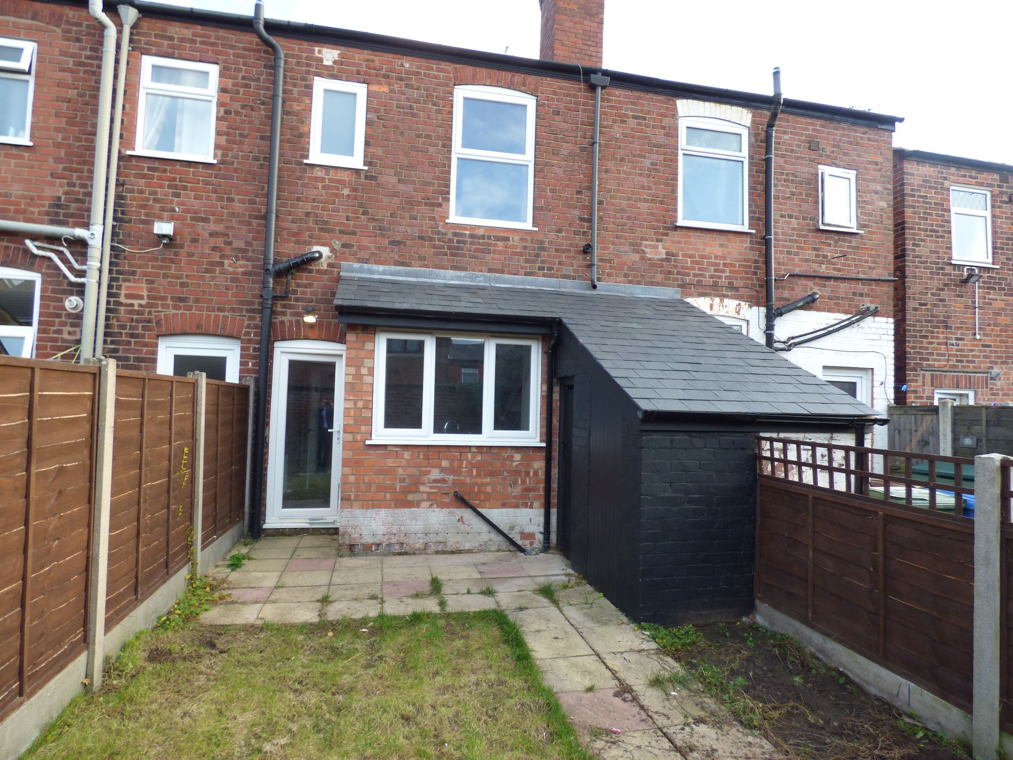 2 bedroom mid terraced house To Let in Stockport - Photograph 12.