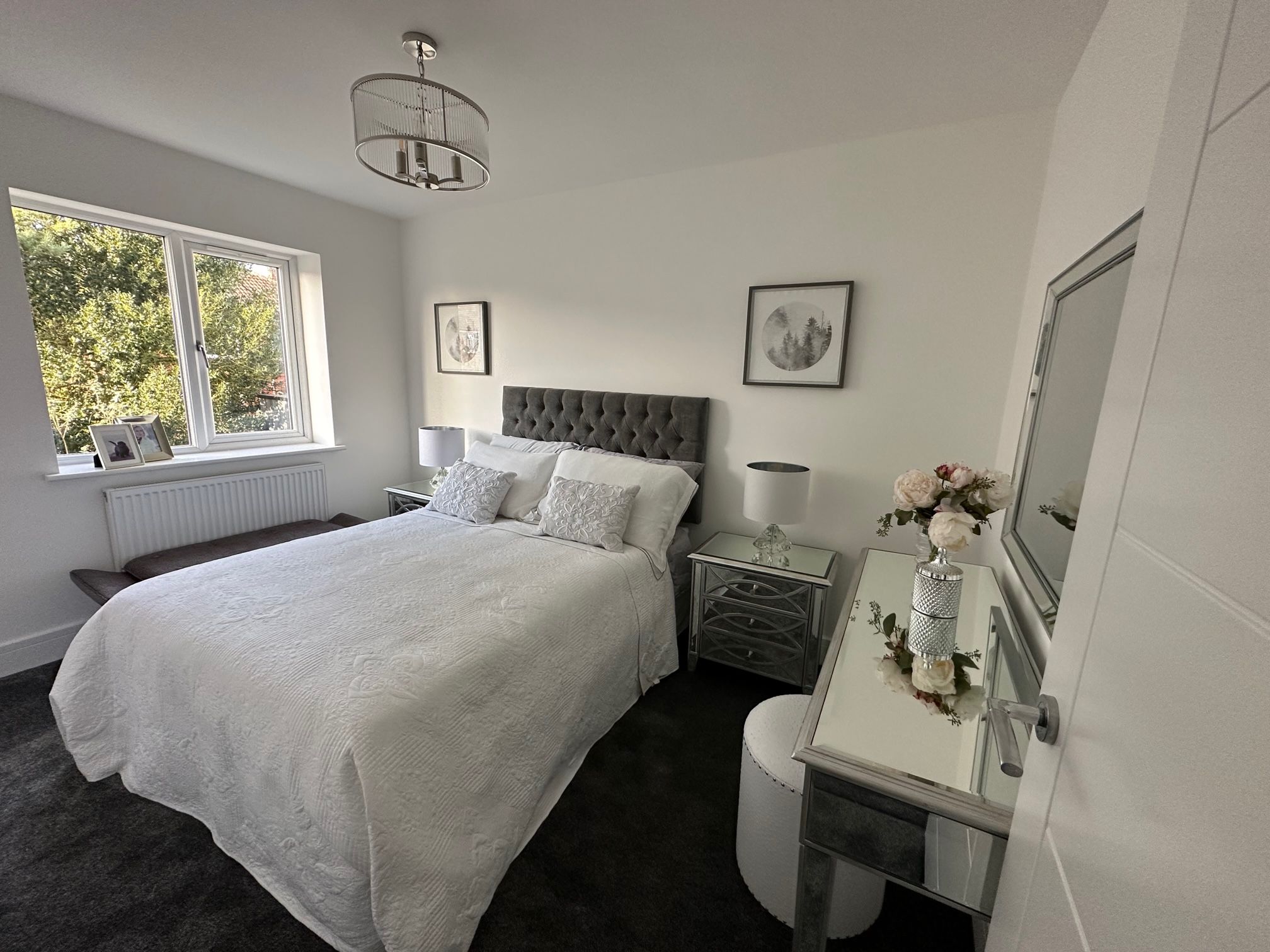3 bedroom mews house Under Offer in Stockport - Photograph 10.