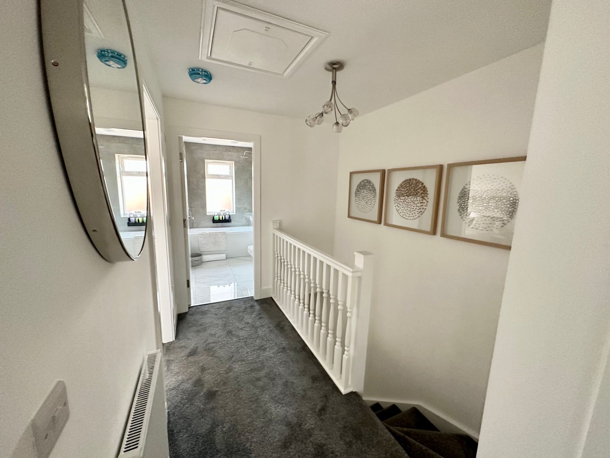 3 bedroom mews house Under Offer in Stockport - Photograph 7.