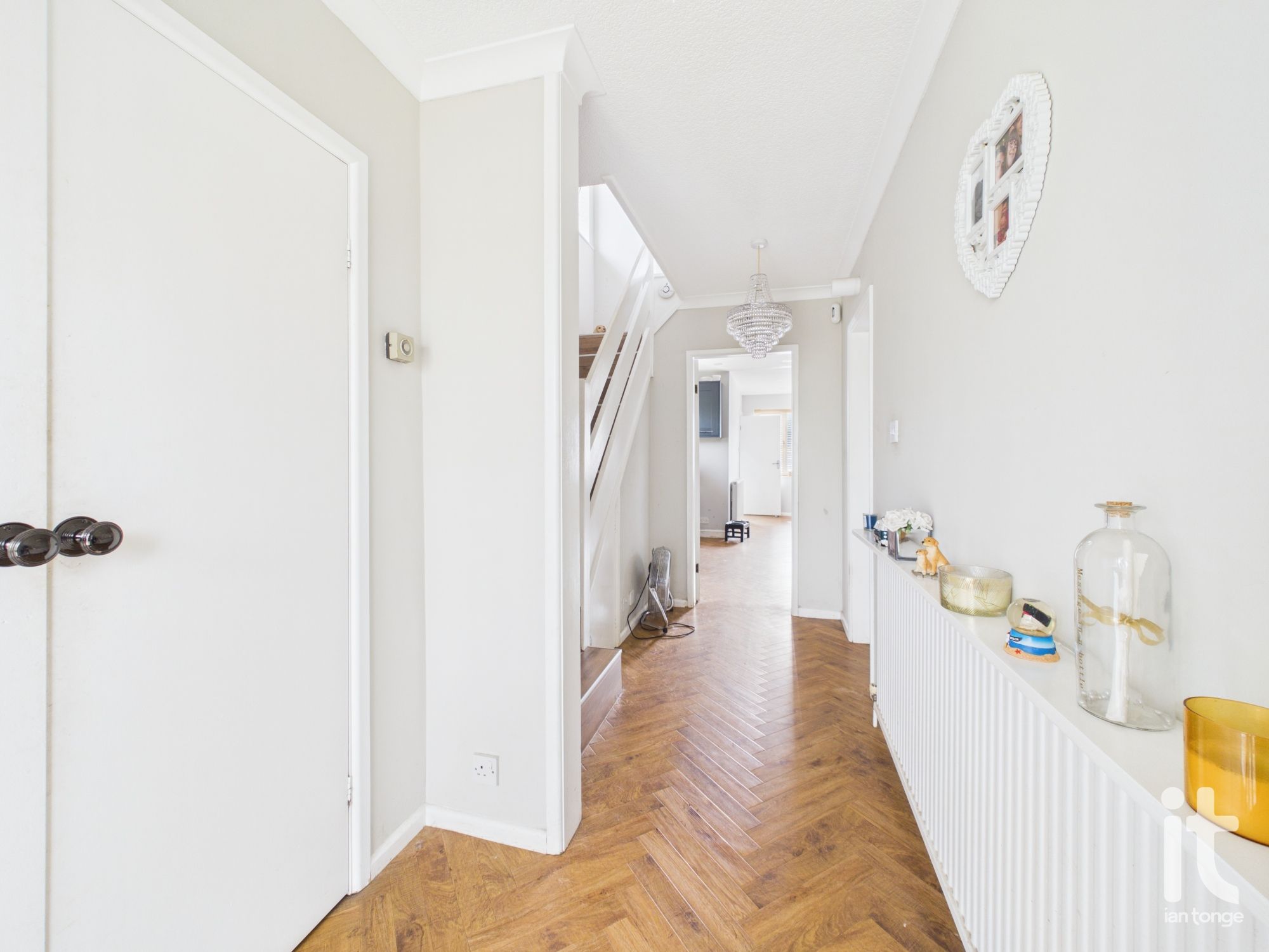 3 bedroom link detached house For Sale in Stockport - Photograph 5.
