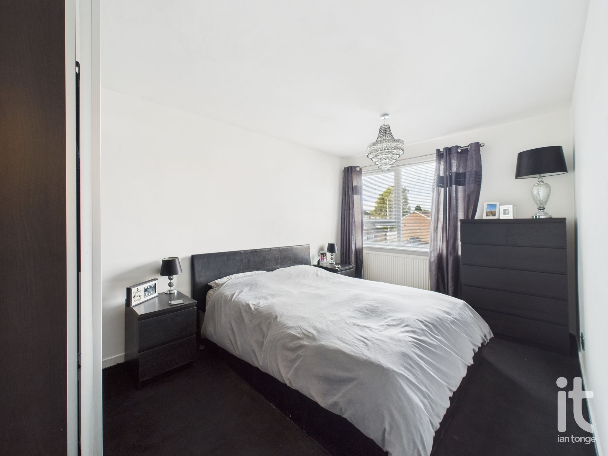 3 bedroom mews house SSTC in Stockport - Photograph 16.