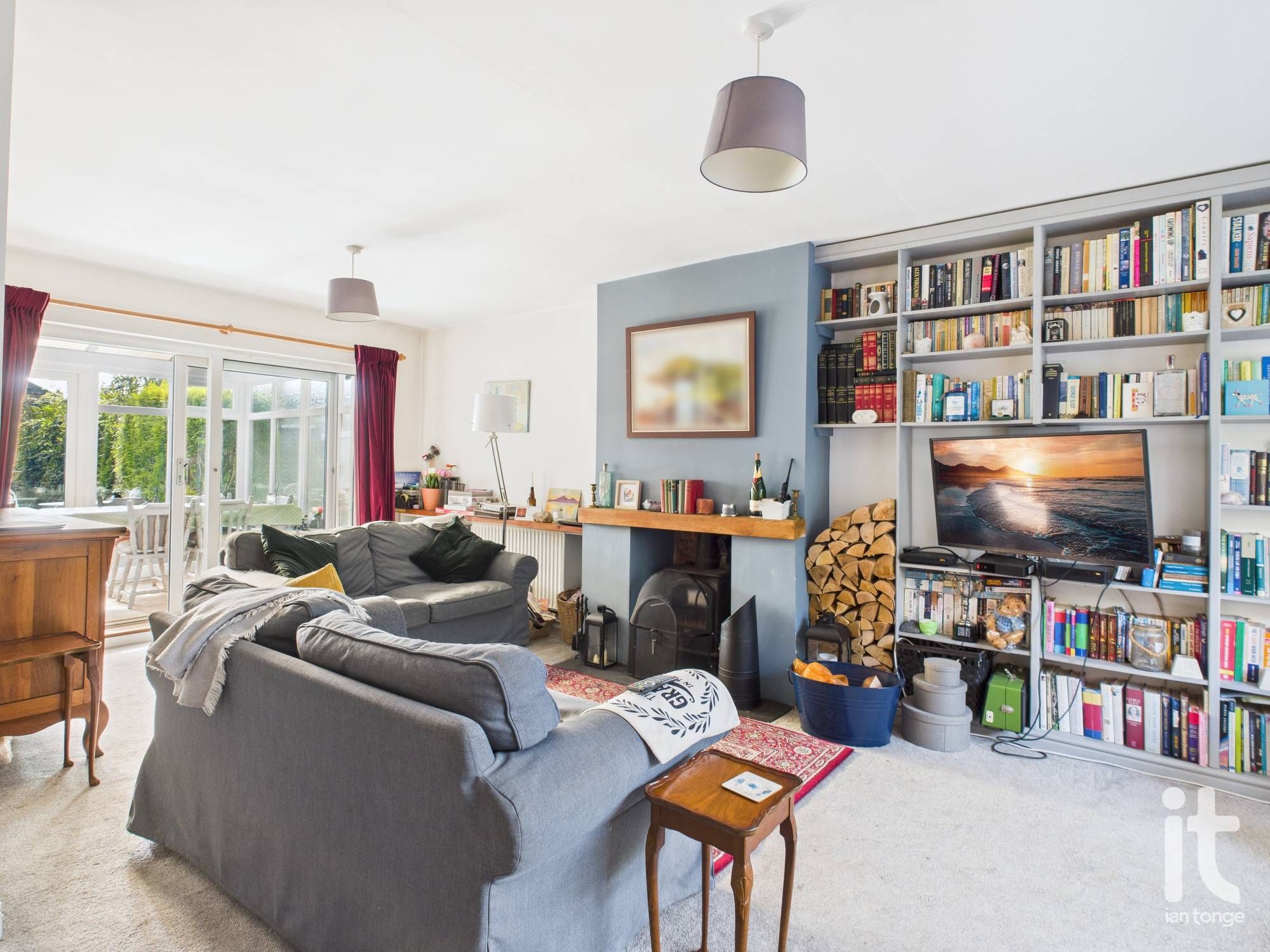 3 bedroom semi-detached house Sold in Stockport - Photograph 5.