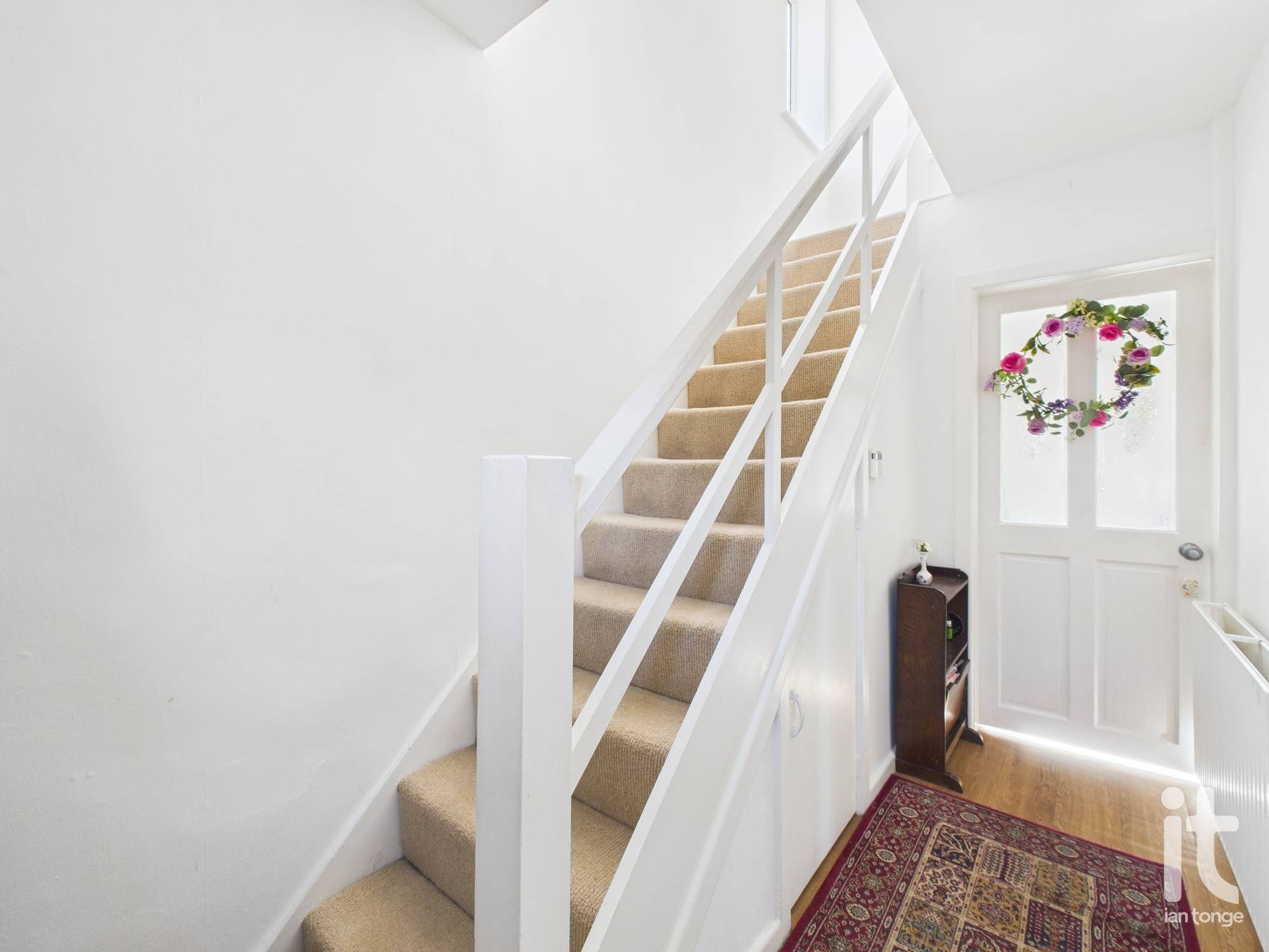 3 bedroom semi-detached house Sold in Stockport - Photograph 4.