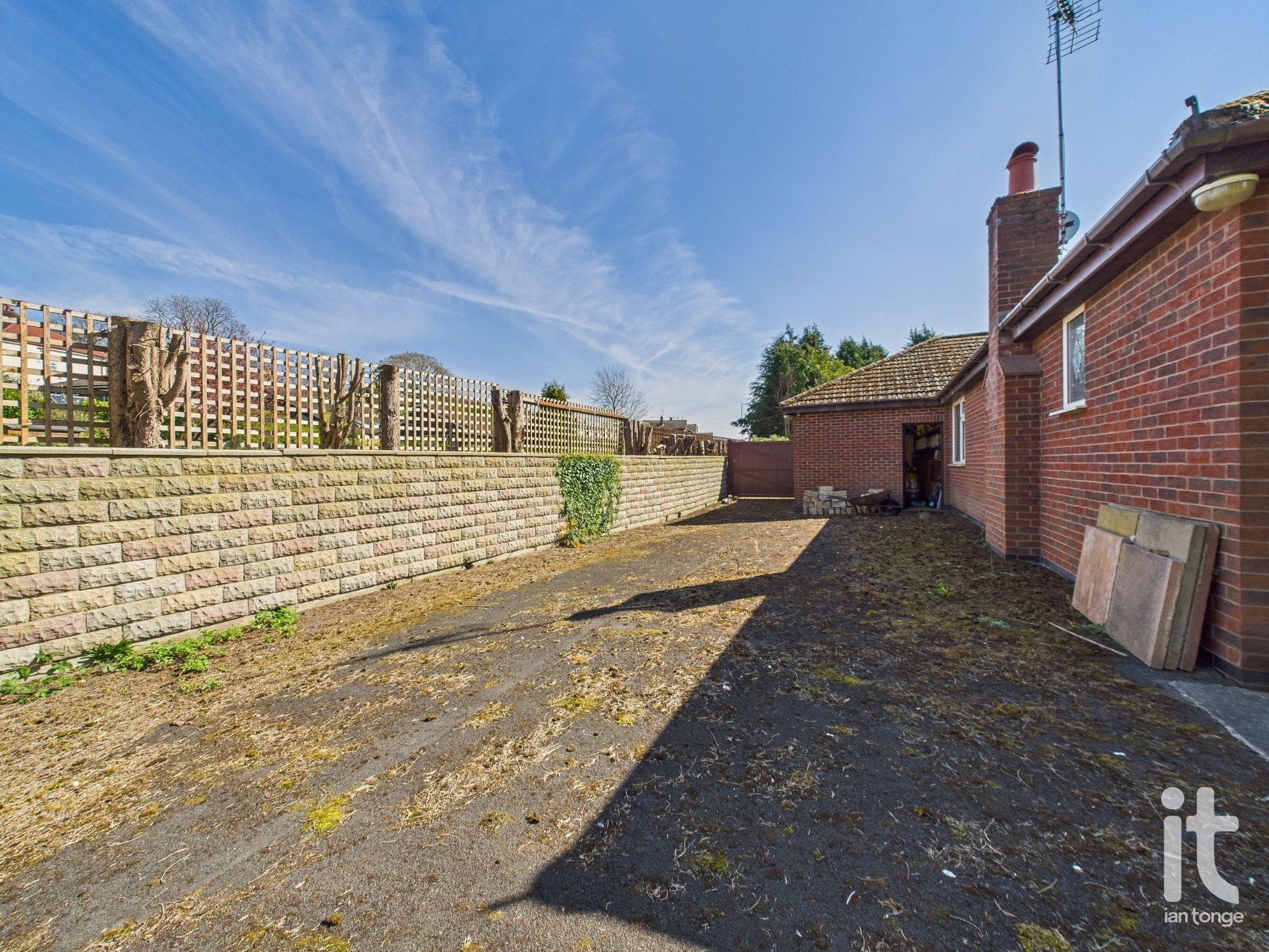 3 bedroom detached bungalow Under Offer in Stockport - Photograph 26.