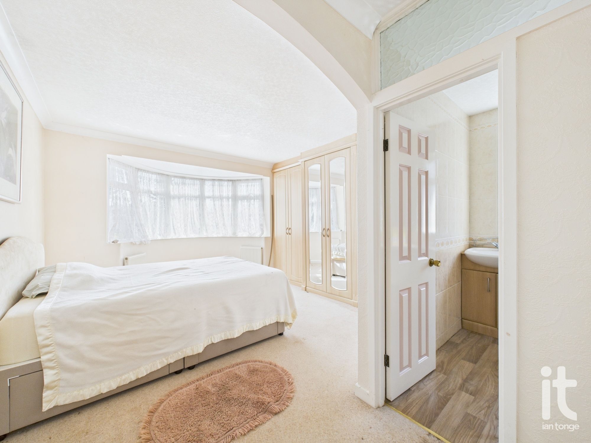 3 bedroom detached bungalow Under Offer in Stockport - Photograph 1.