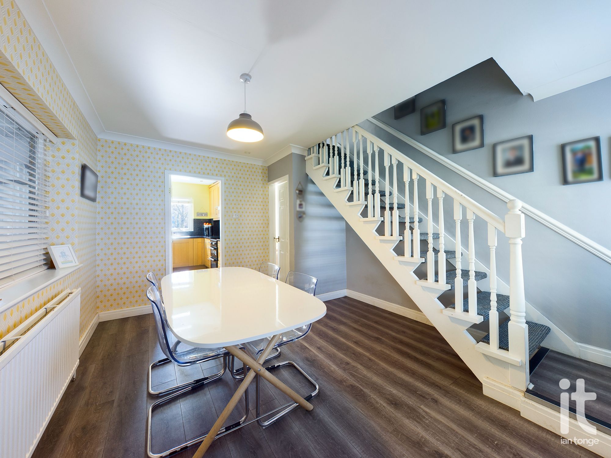 4 bedroom link detached house Sold in Stockport - Photograph 8.