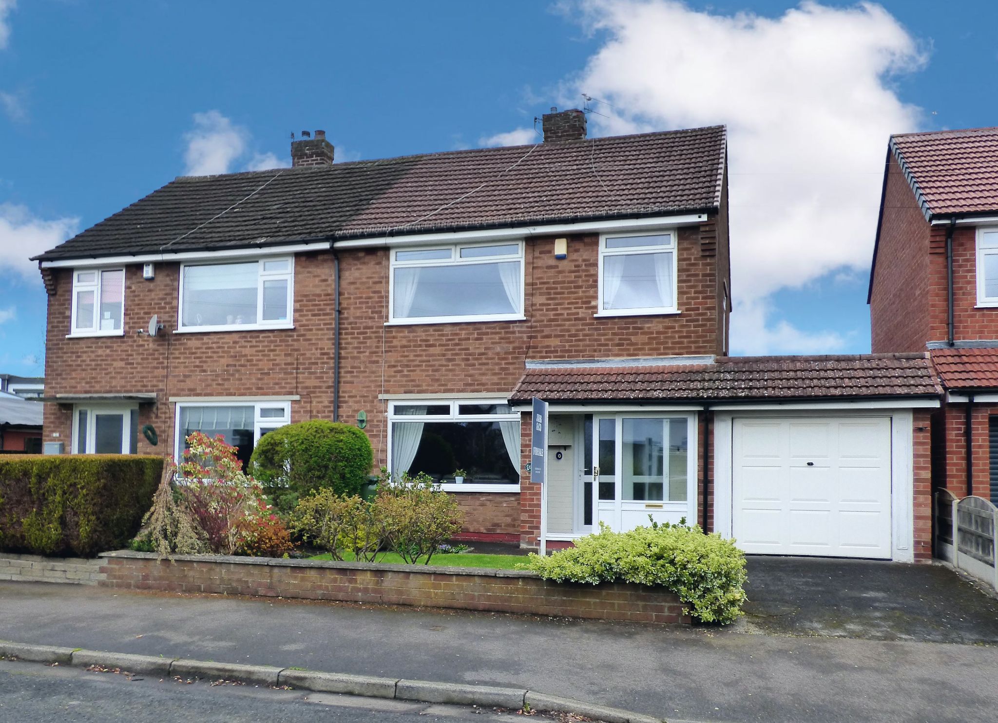 3 bedroom semi-detached house Sold in Stockport - Photograph 1.