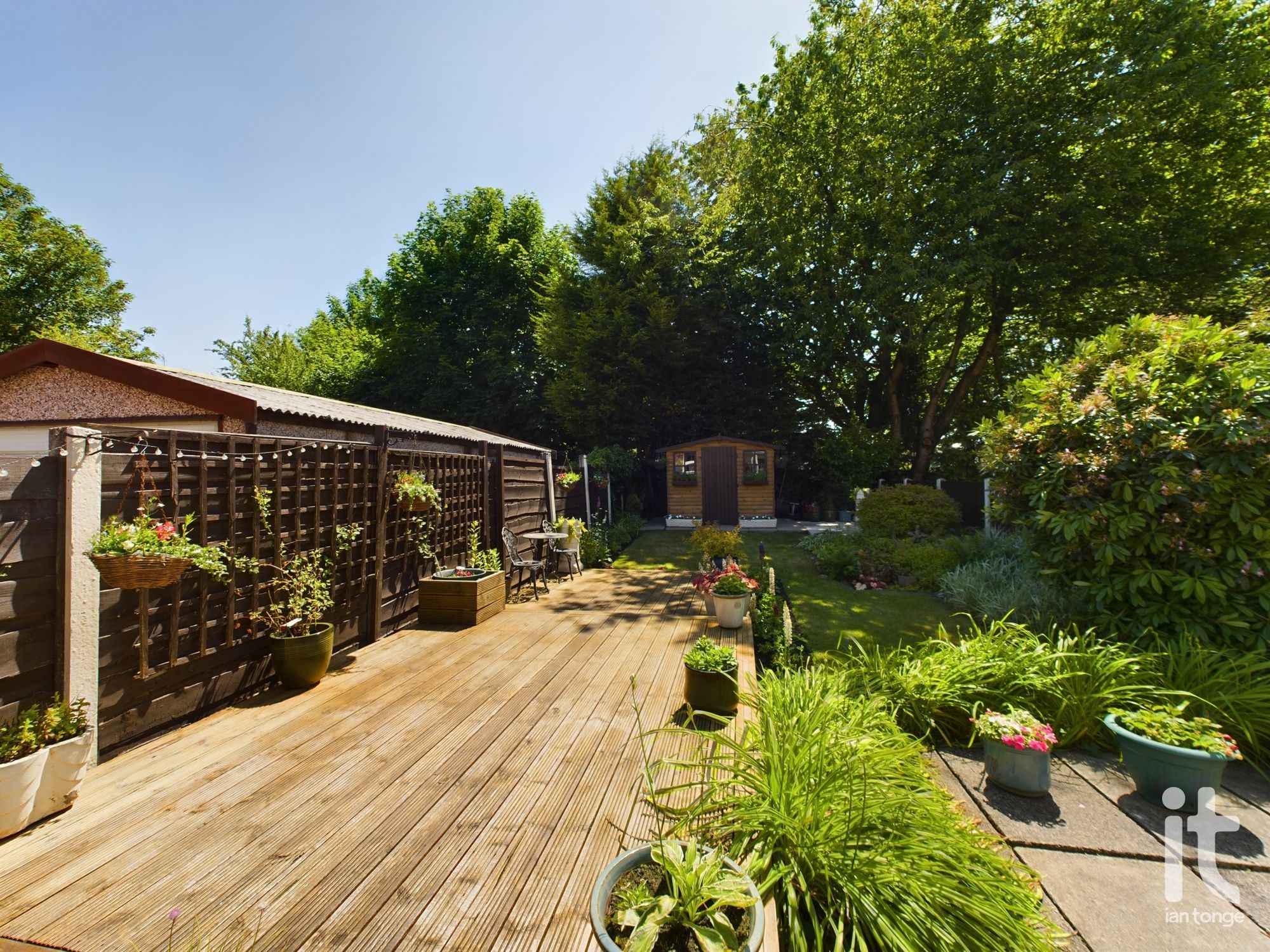 3 bedroom semi-detached house SSTC in Stockport - Photograph 20.