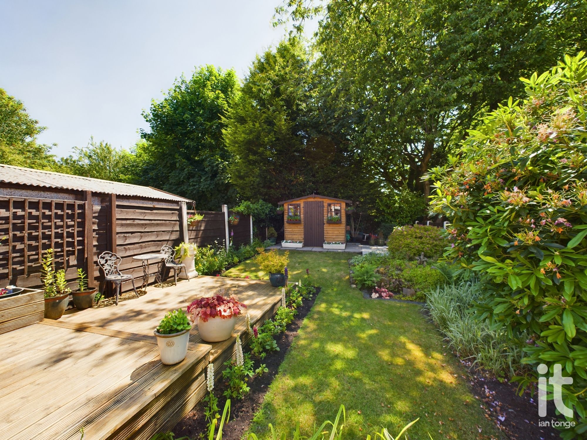 3 bedroom semi-detached house SSTC in Stockport - Photograph 3.