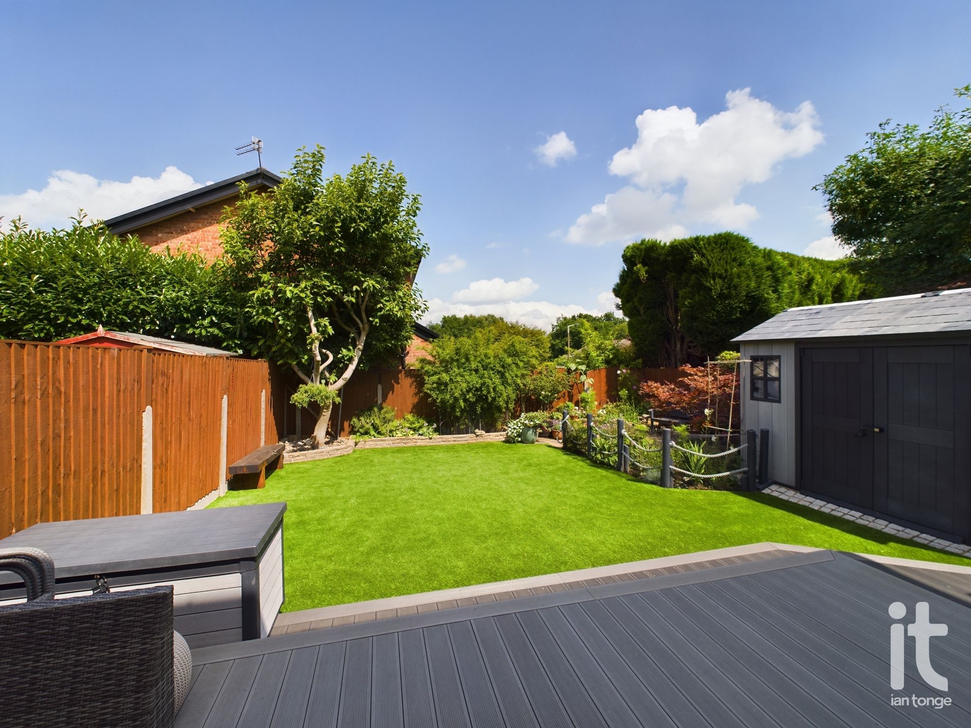 3 bedroom link detached house Sold in Stockport - Photograph 21.
