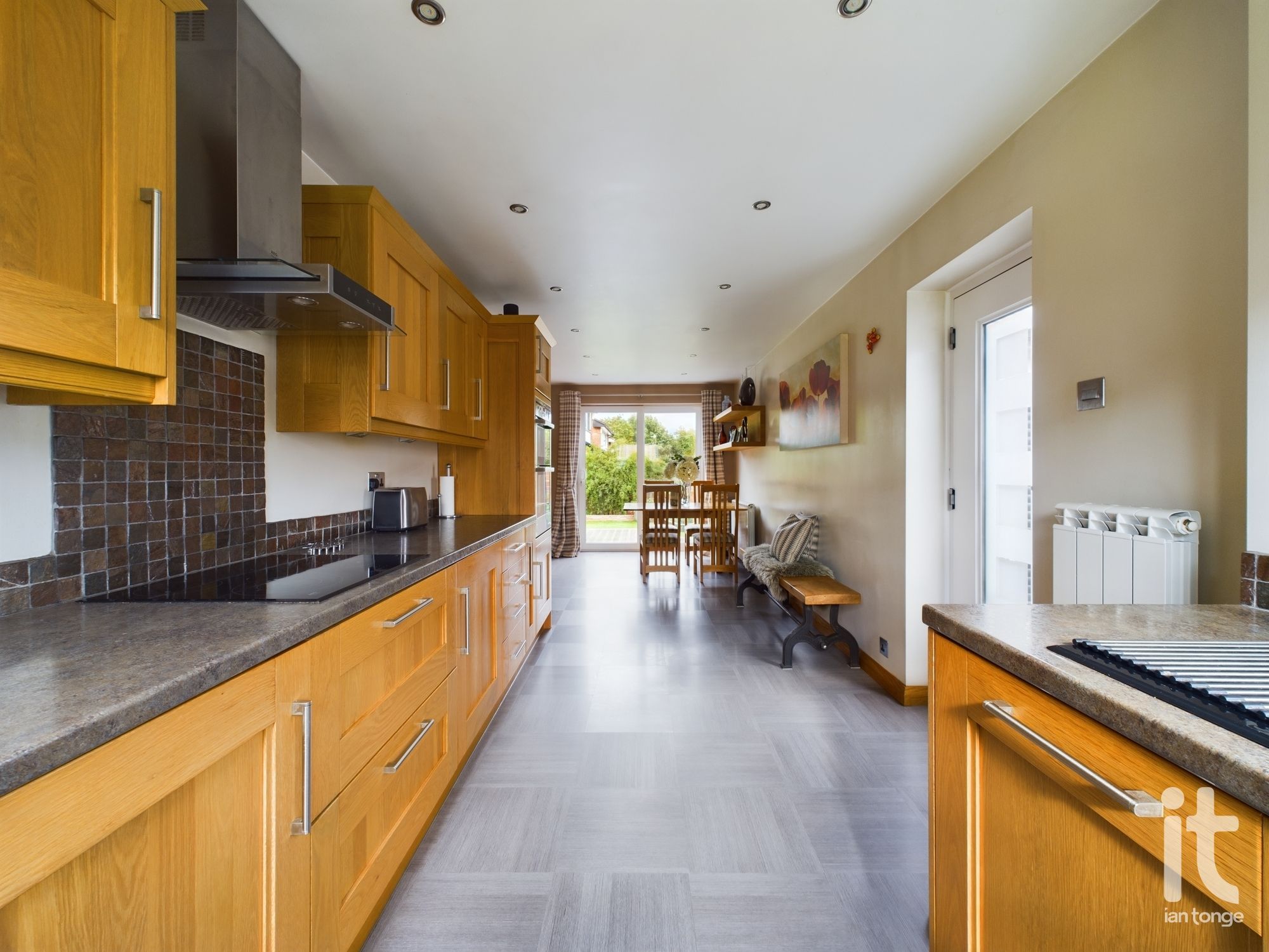 3 bedroom link detached house Sold in Stockport - Photograph 4.