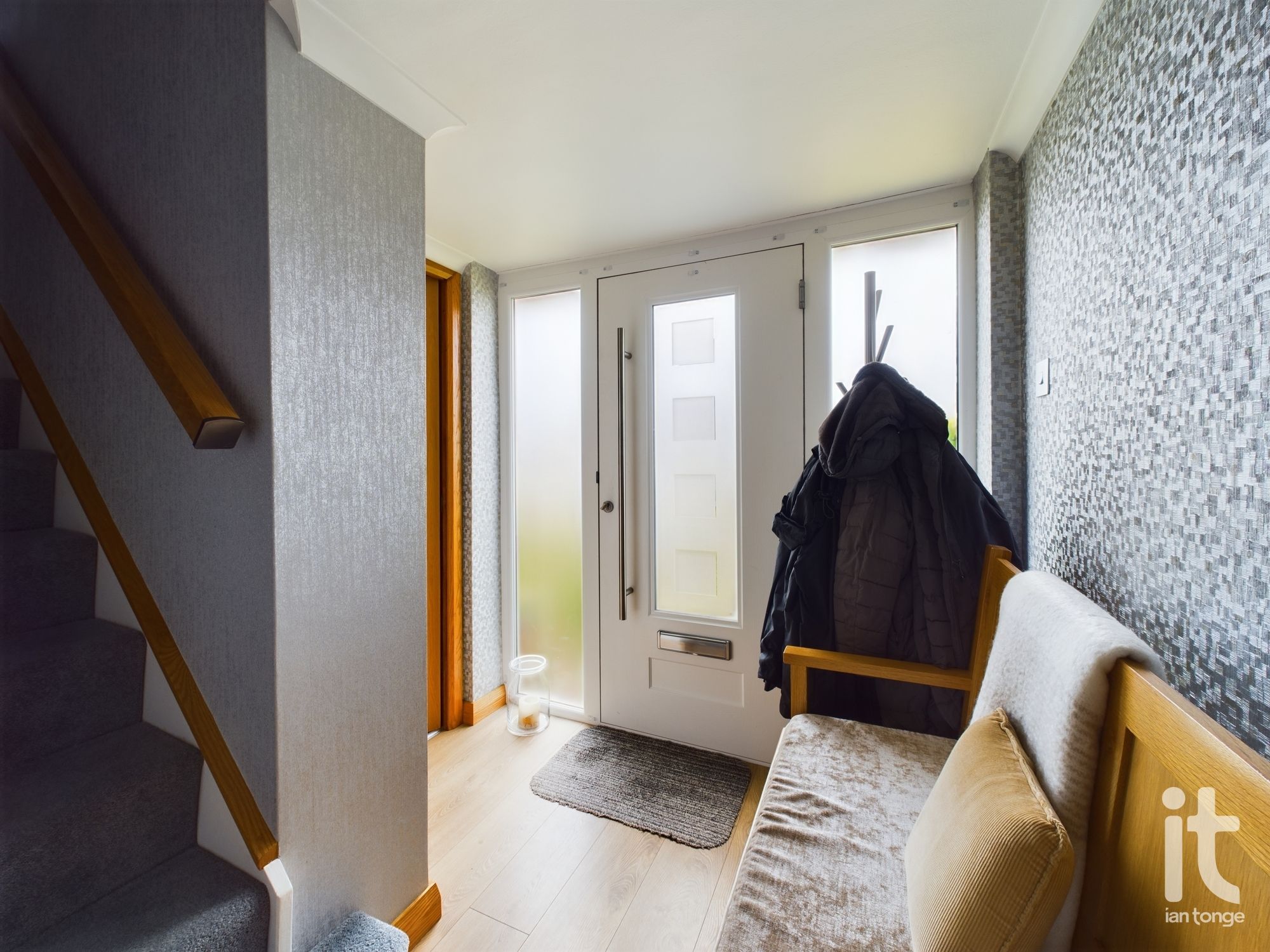 3 bedroom link detached house Sold in Stockport - Photograph 5.